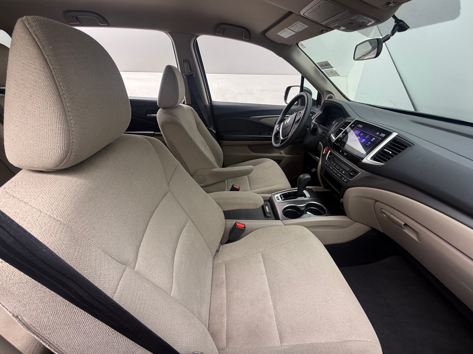 Thumbnail: 2016 Honda Pilot - 2