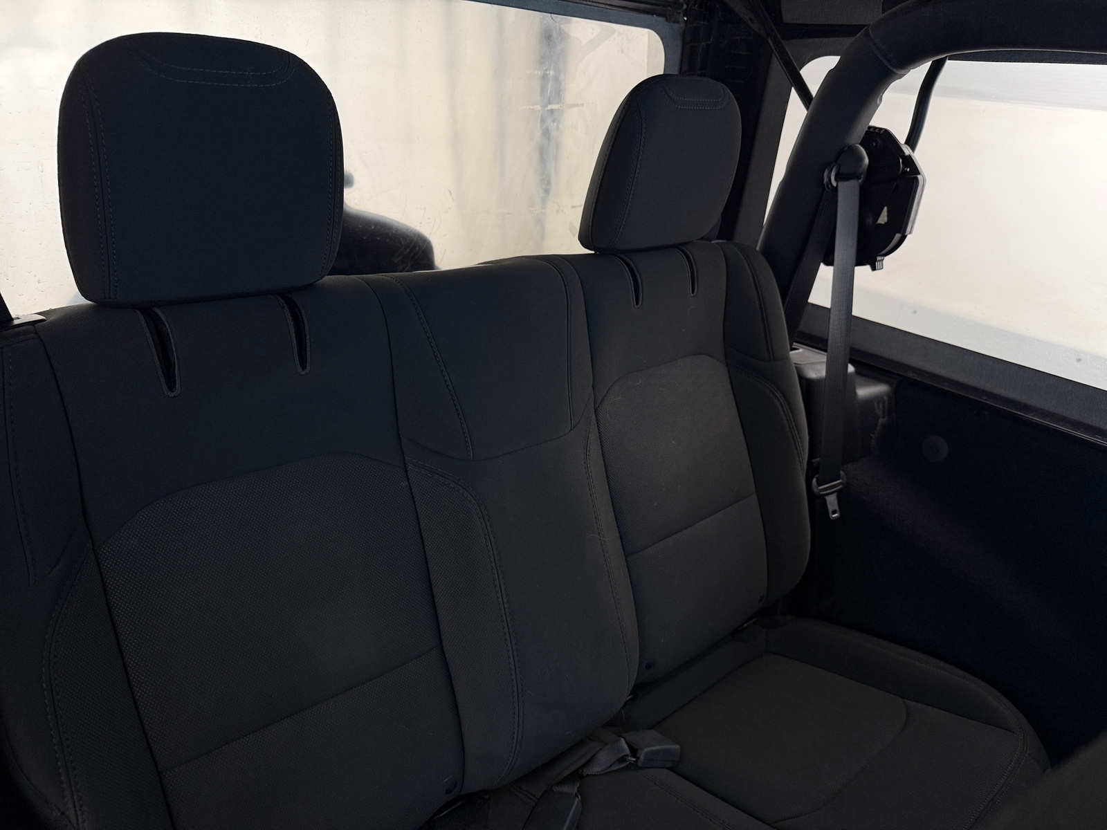 Thumbnail: 2019 Jeep Wrangler - 5