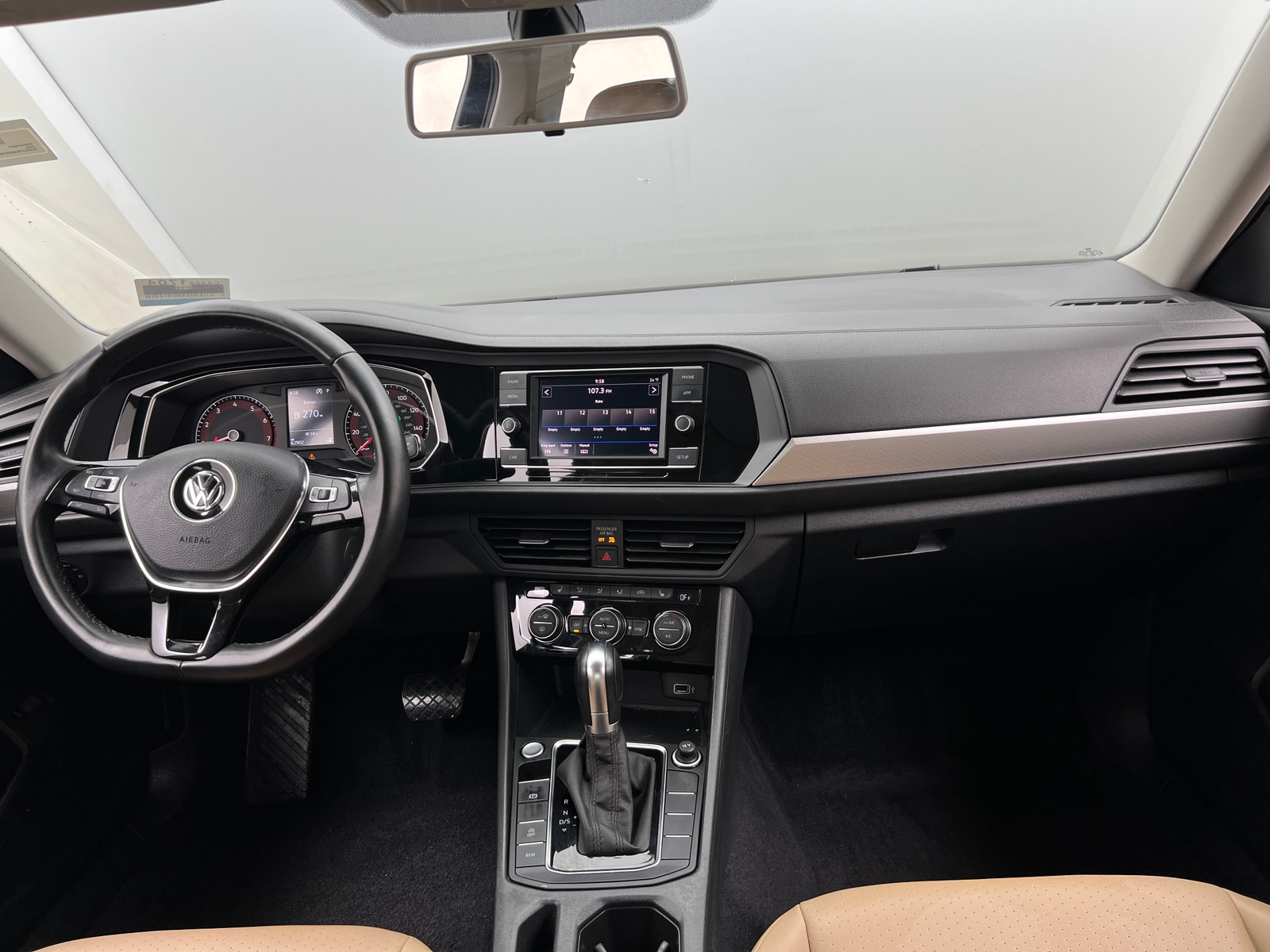 Thumbnail: 2019 Volkswagen Jetta - 2