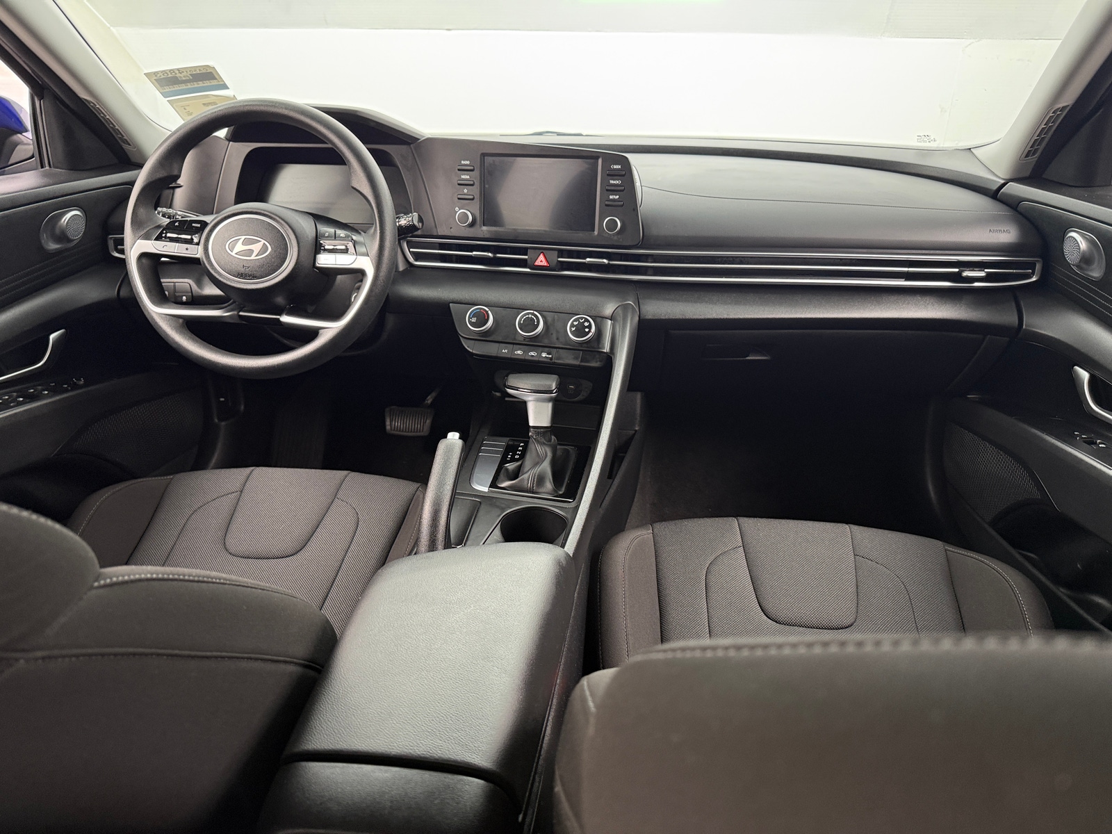 Thumbnail: 2025 Hyundai Elantra - 3