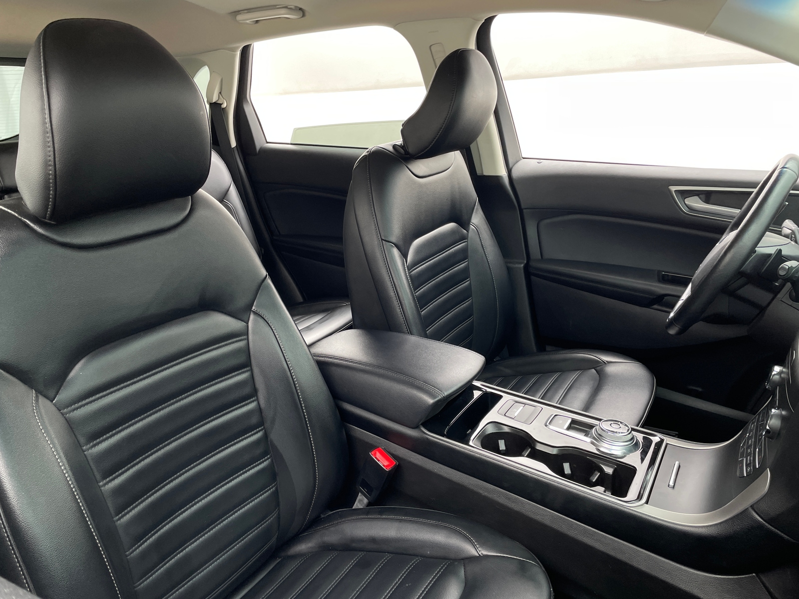 Thumbnail: 2019 Ford Edge - 2