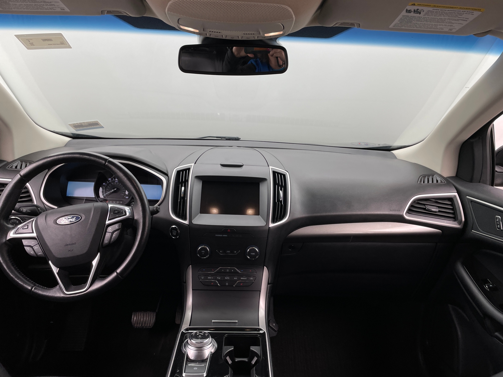 Thumbnail: 2019 Ford Edge - 3