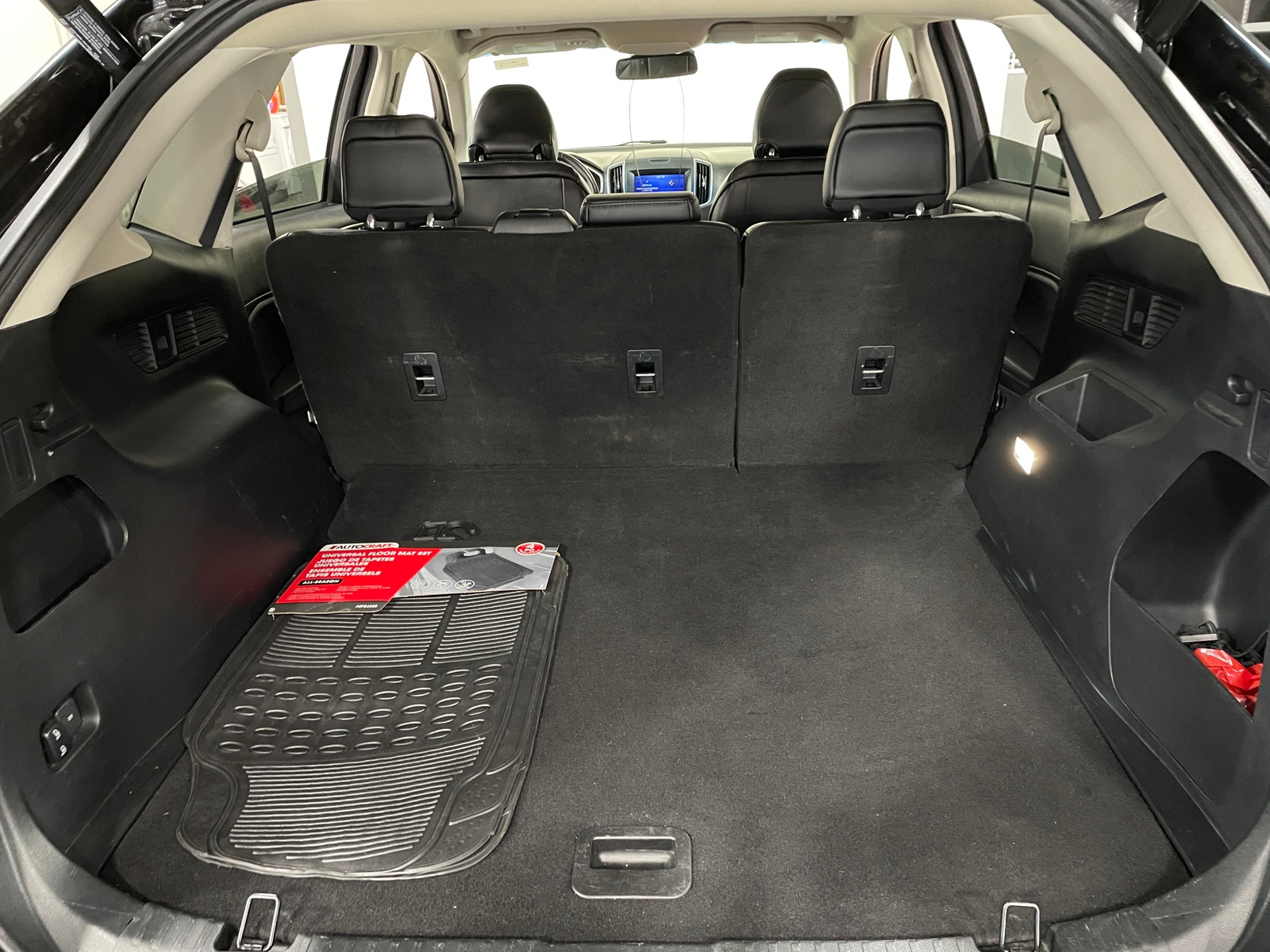 Thumbnail: 2019 Ford Edge - 7