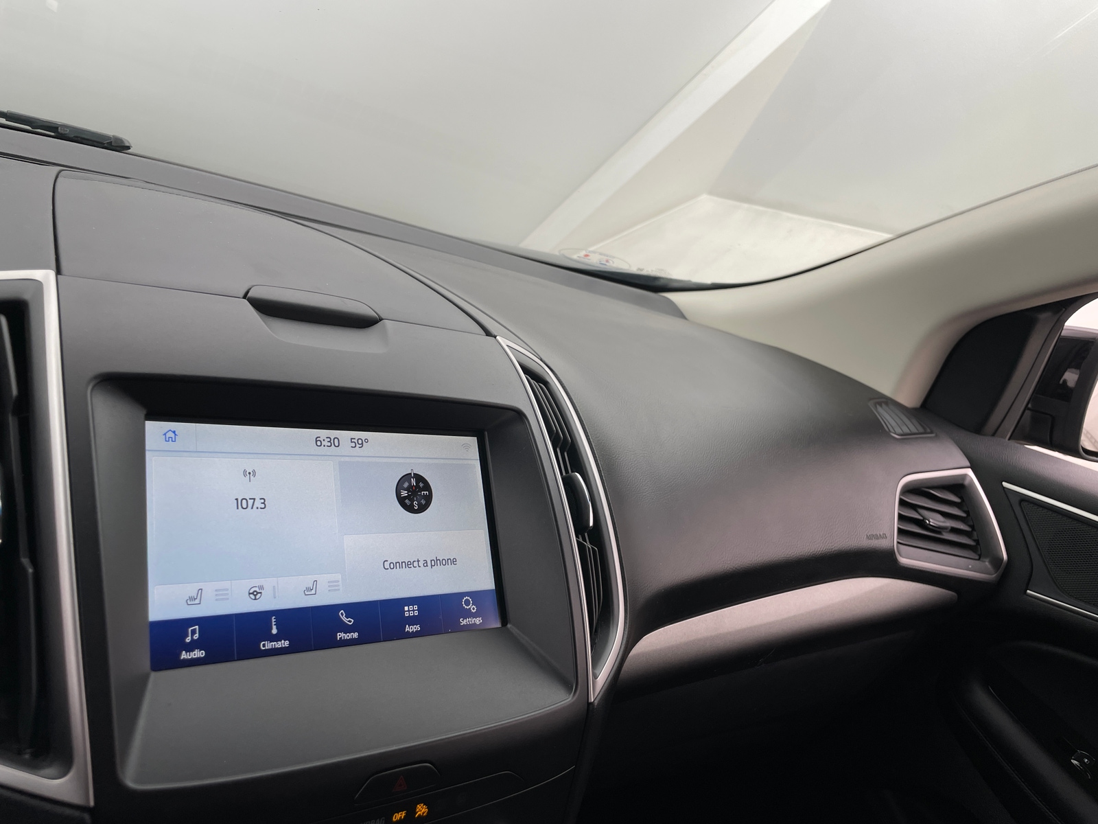 Thumbnail: 2019 Ford Edge - 4