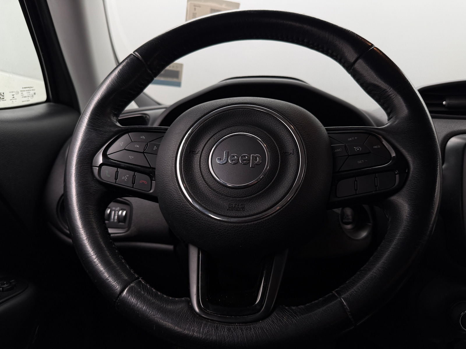 Thumbnail: 2018 Jeep Renegade - 5