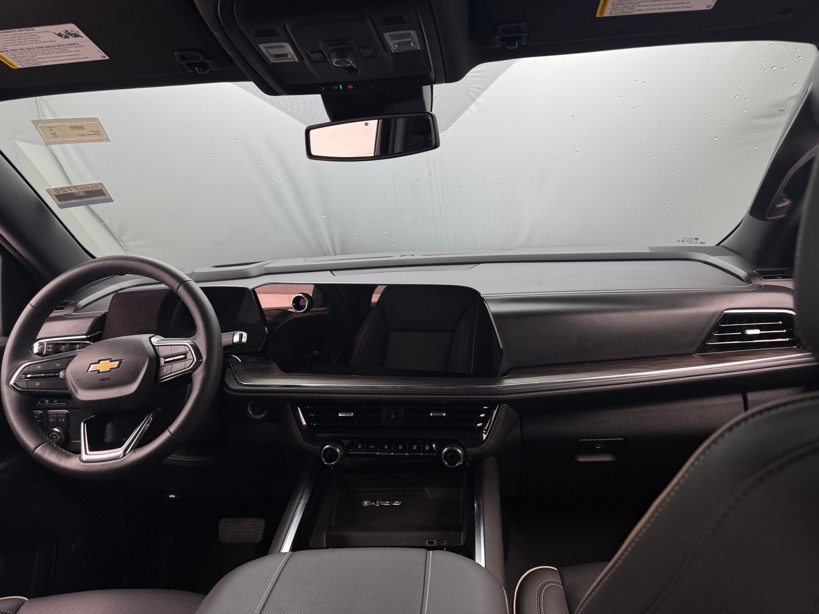 Thumbnail: 2025 Chevrolet Tahoe - 2