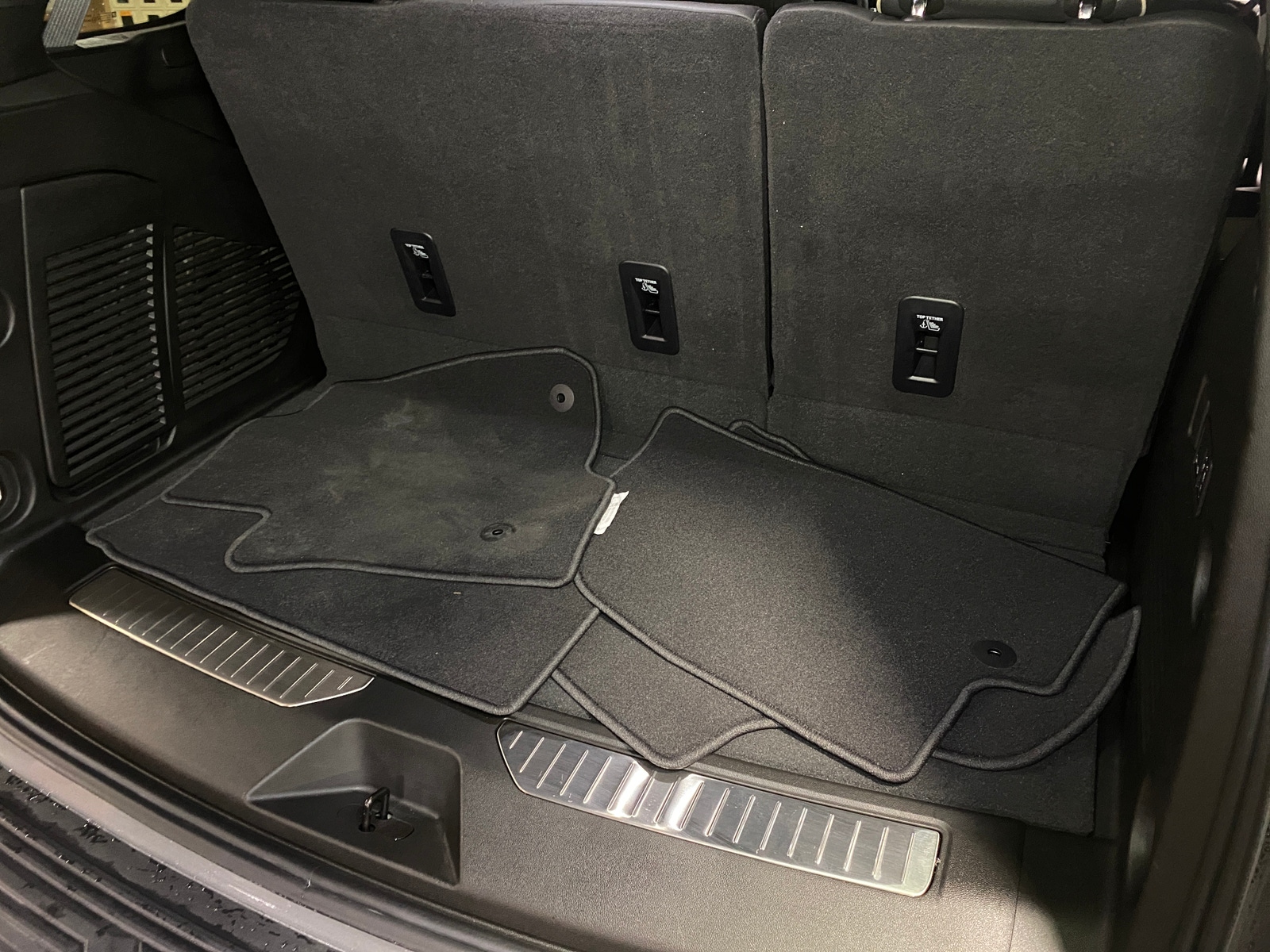 Thumbnail: 2025 Chevrolet Tahoe - 6