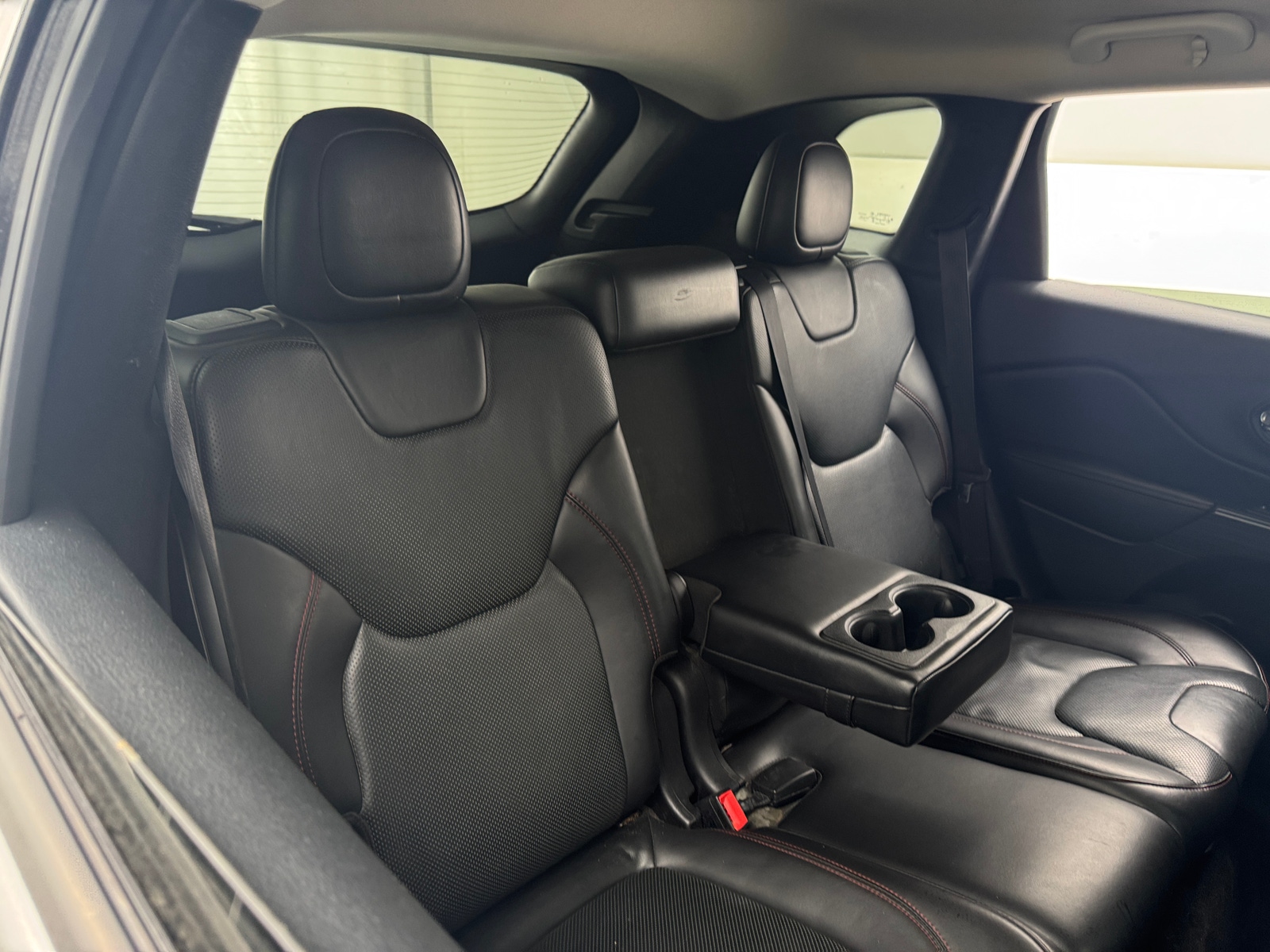 Thumbnail: 2016 Jeep Cherokee - 5