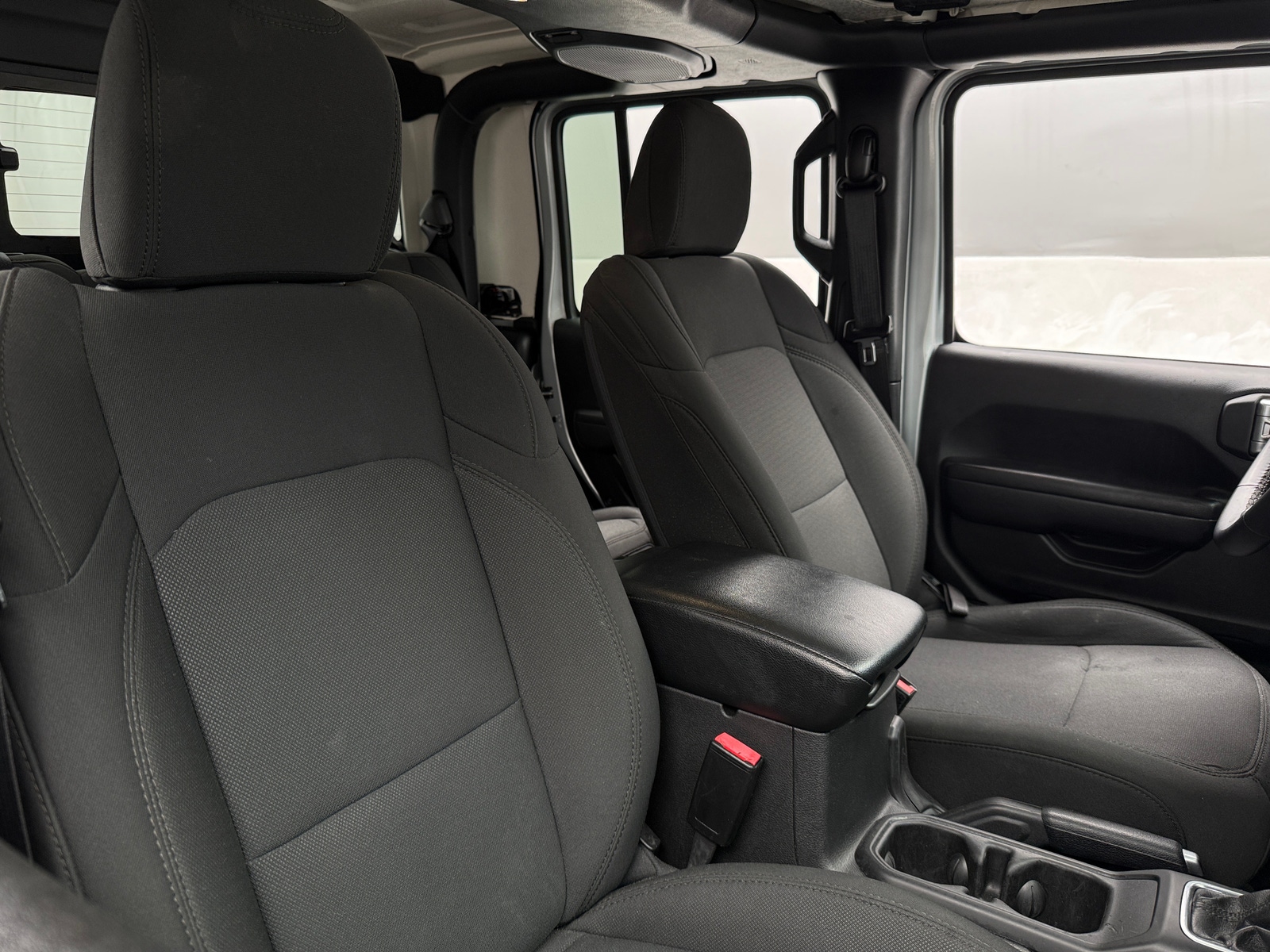 Thumbnail: 2023 Jeep Gladiator - 2