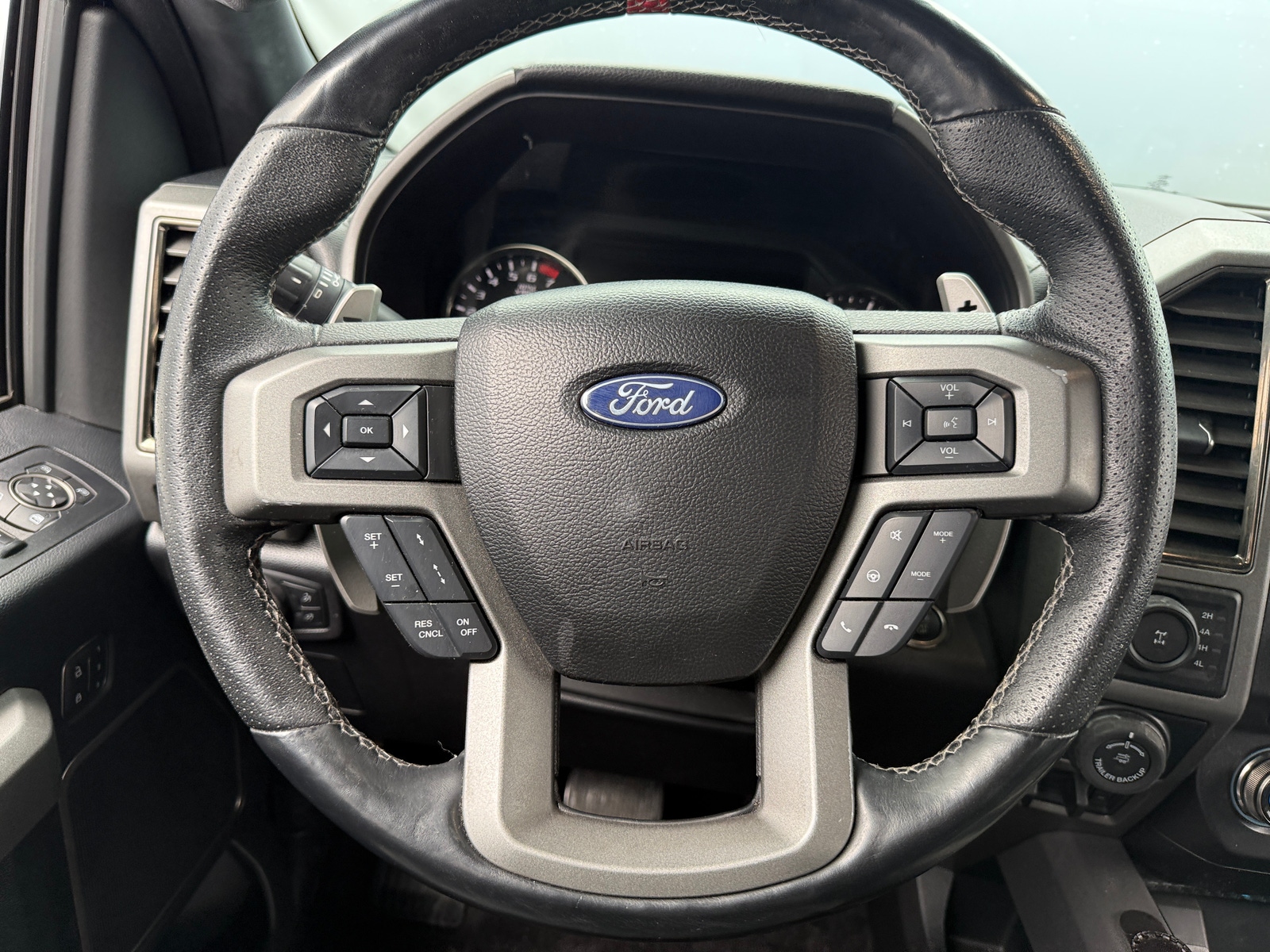 Thumbnail: 2017 Ford Econoline - 4