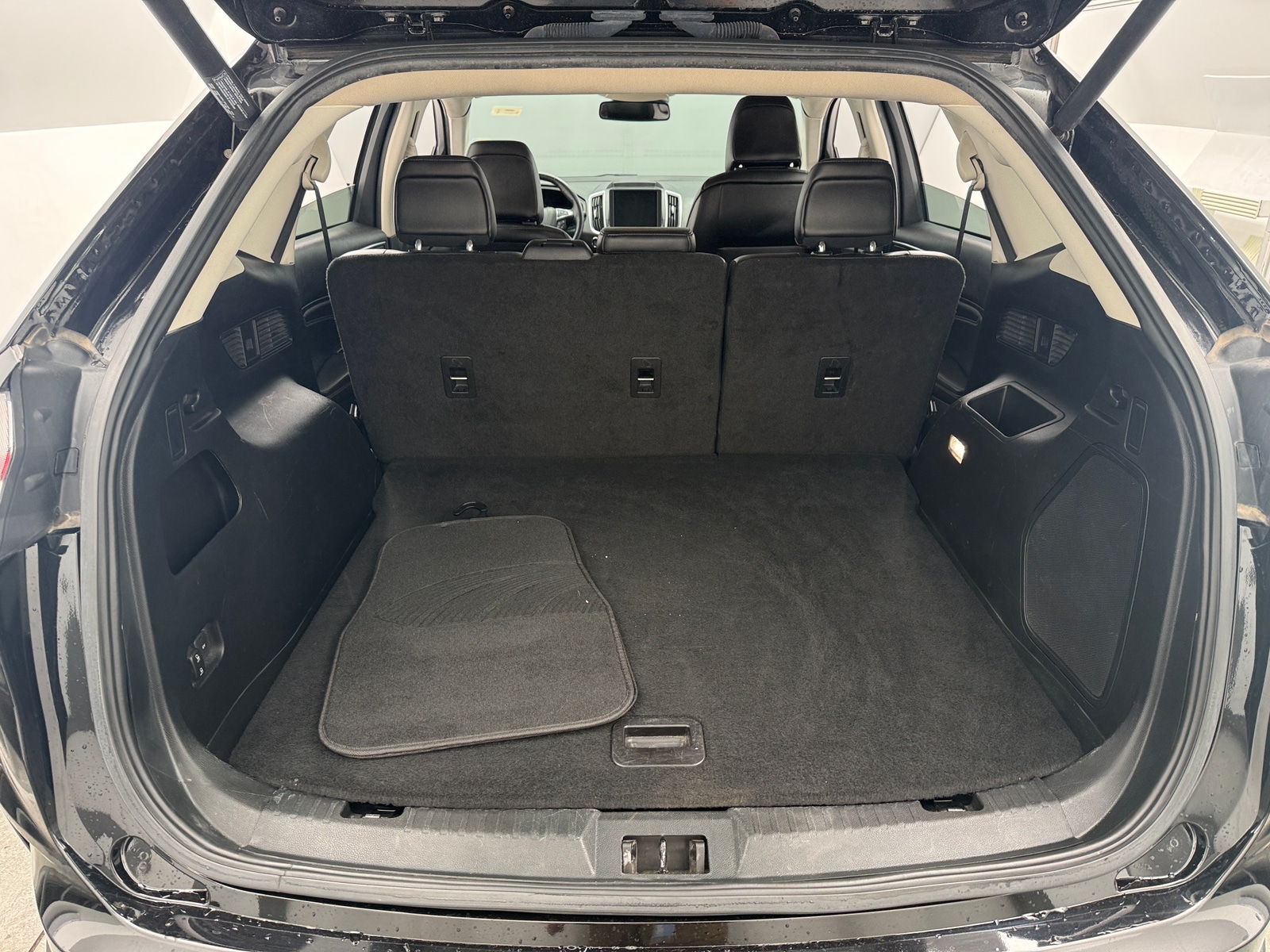 Thumbnail: 2022 Ford Edge - 6