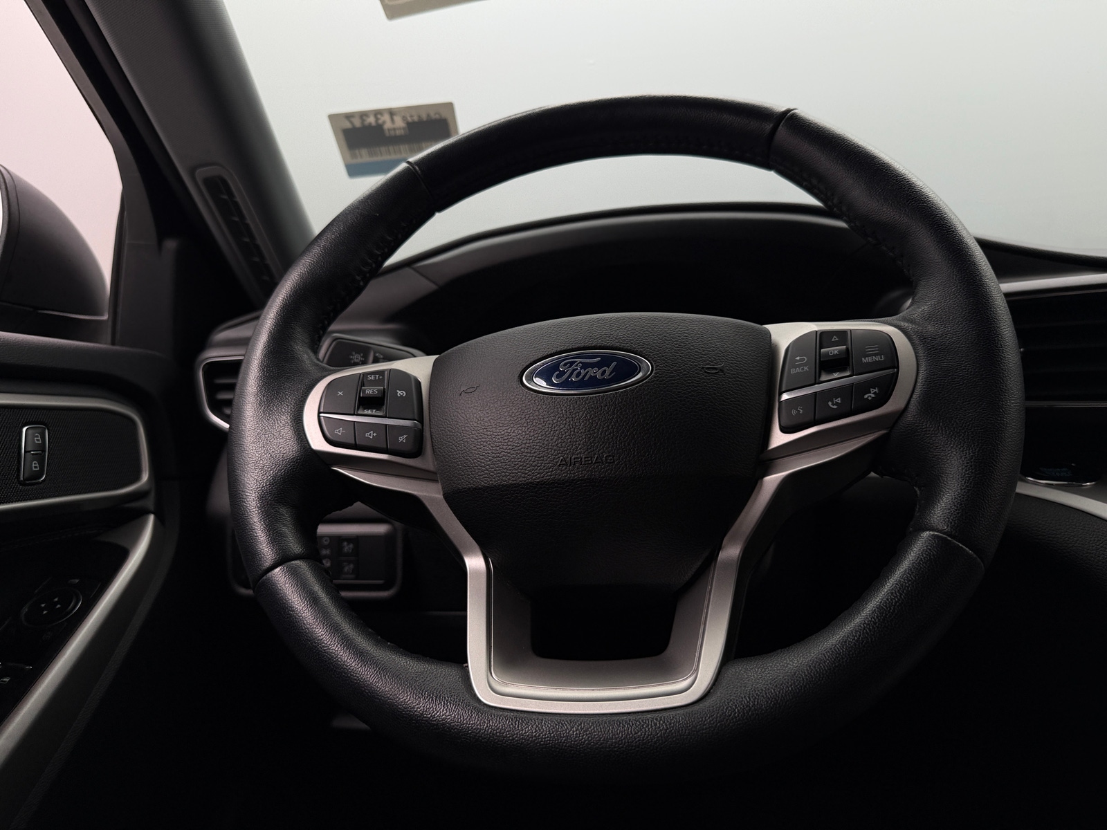 Thumbnail: 2021 Ford Explorer - 4