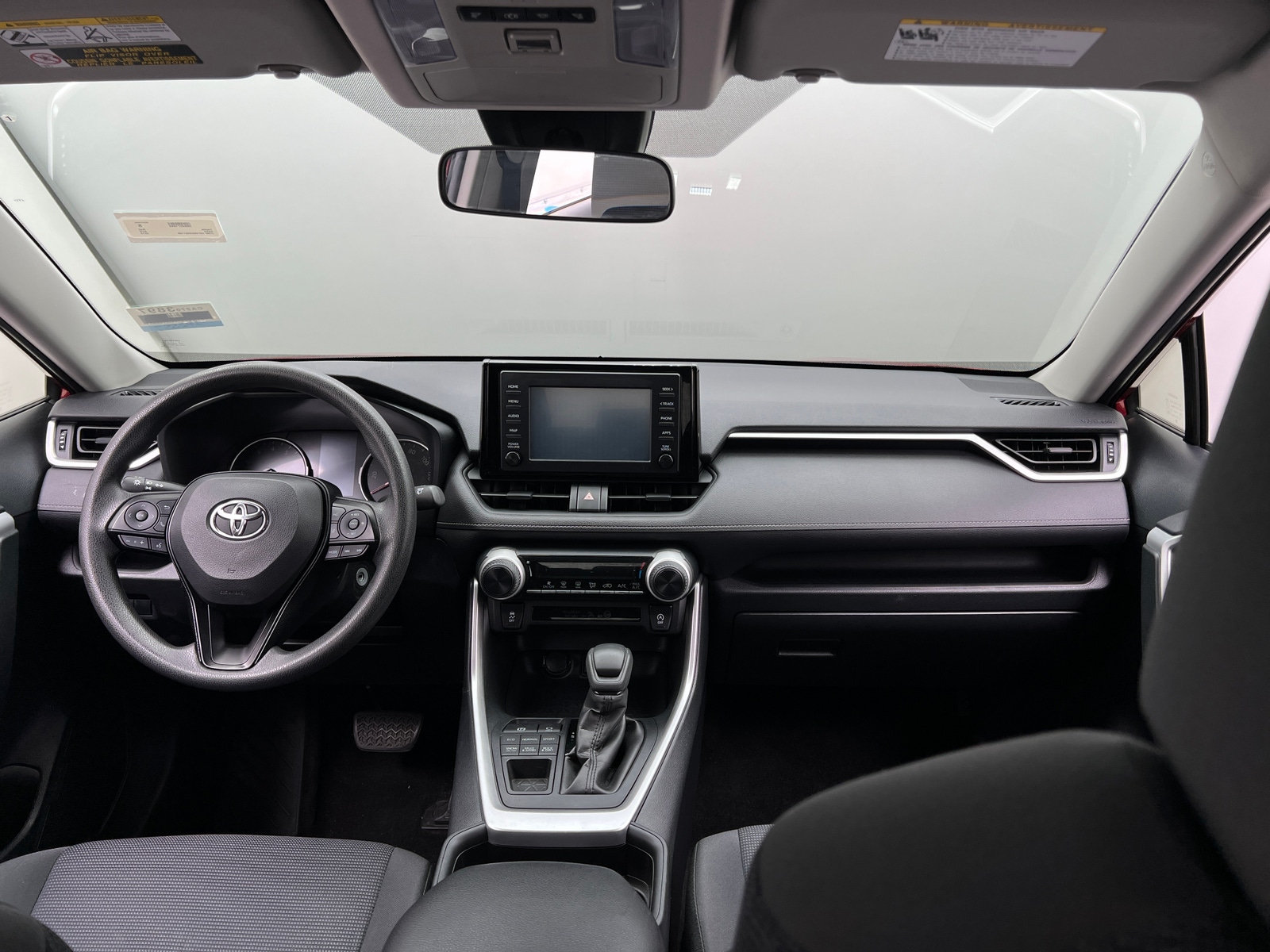 Thumbnail: 2019 Toyota RAV4 - 3