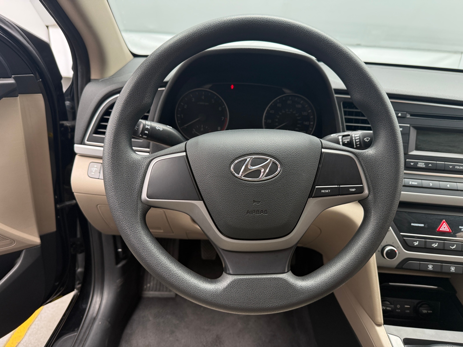 Thumbnail: 2018 Hyundai Elantra - 5