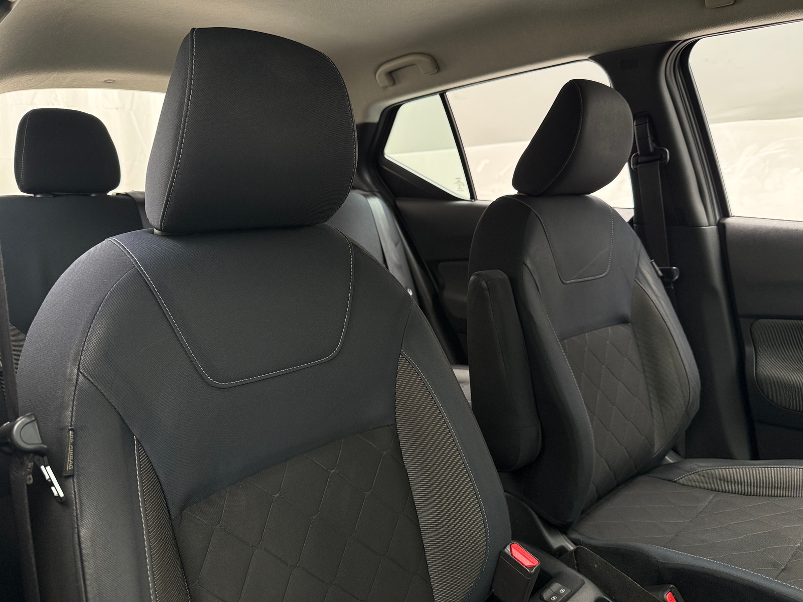 Thumbnail: 2018 Nissan Kicks - 2