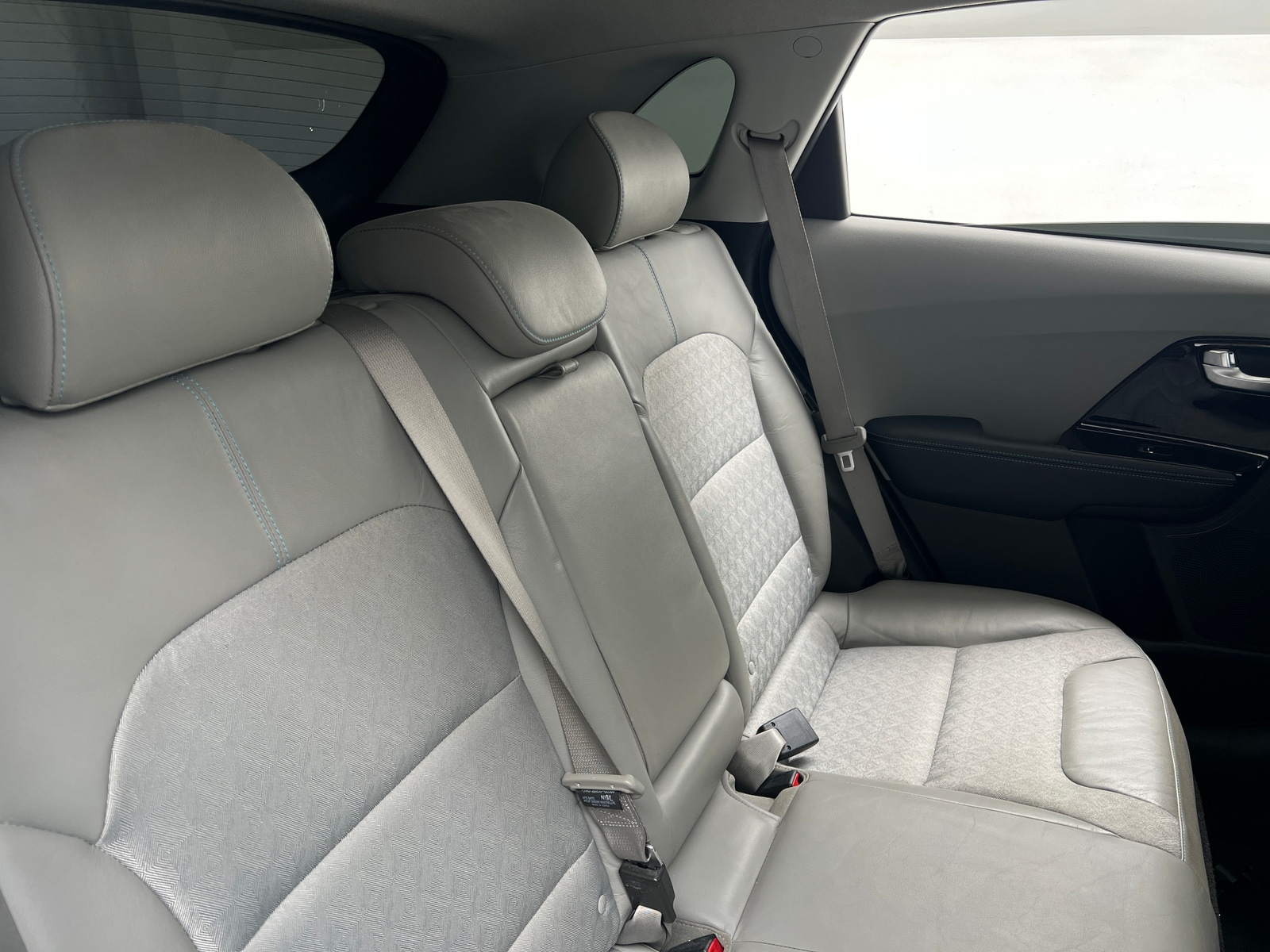 Thumbnail: 2019 Kia Niro - 6