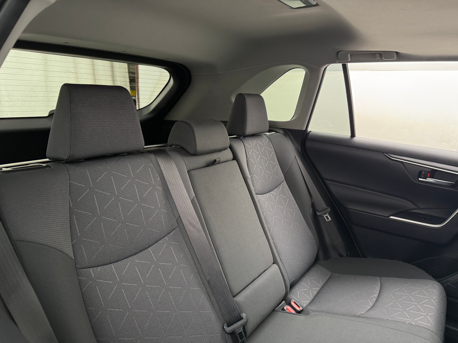 Thumbnail: 2019 Toyota RAV4 - 6