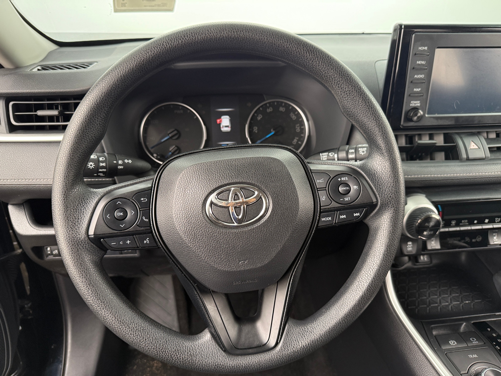 Thumbnail: 2019 Toyota RAV4 - 5