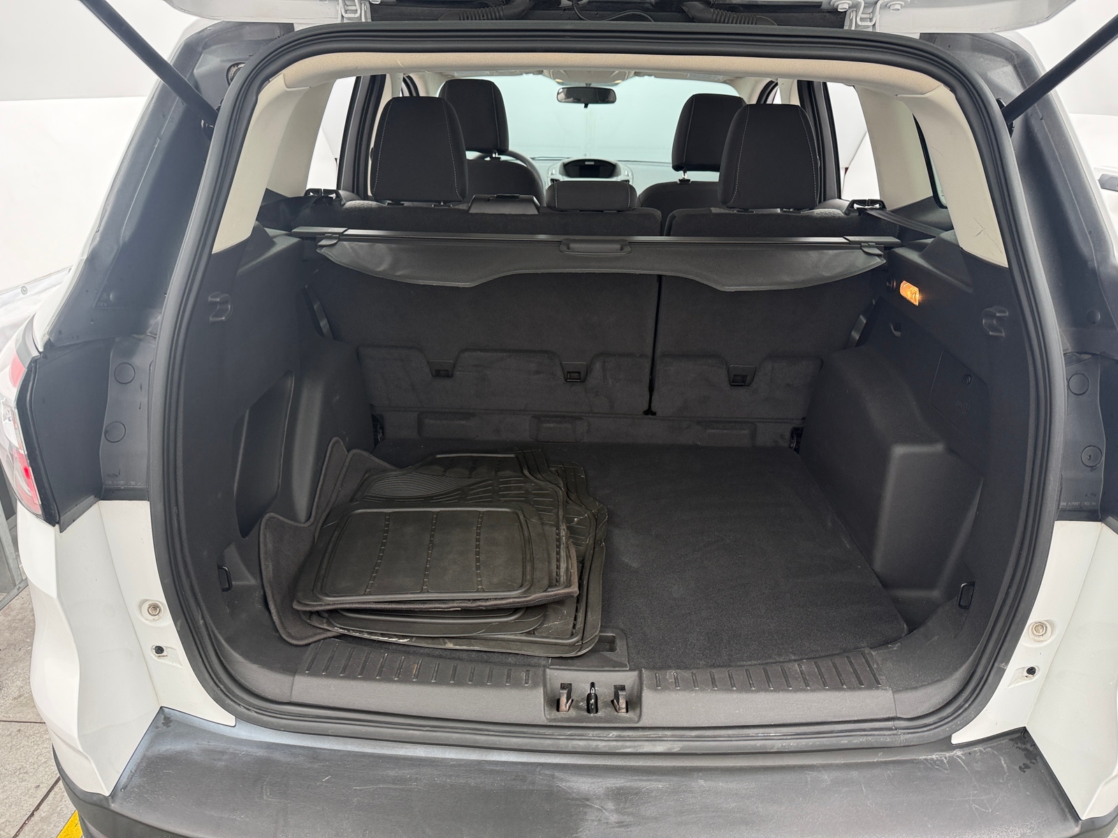 Thumbnail: 2017 Ford Escape - 7