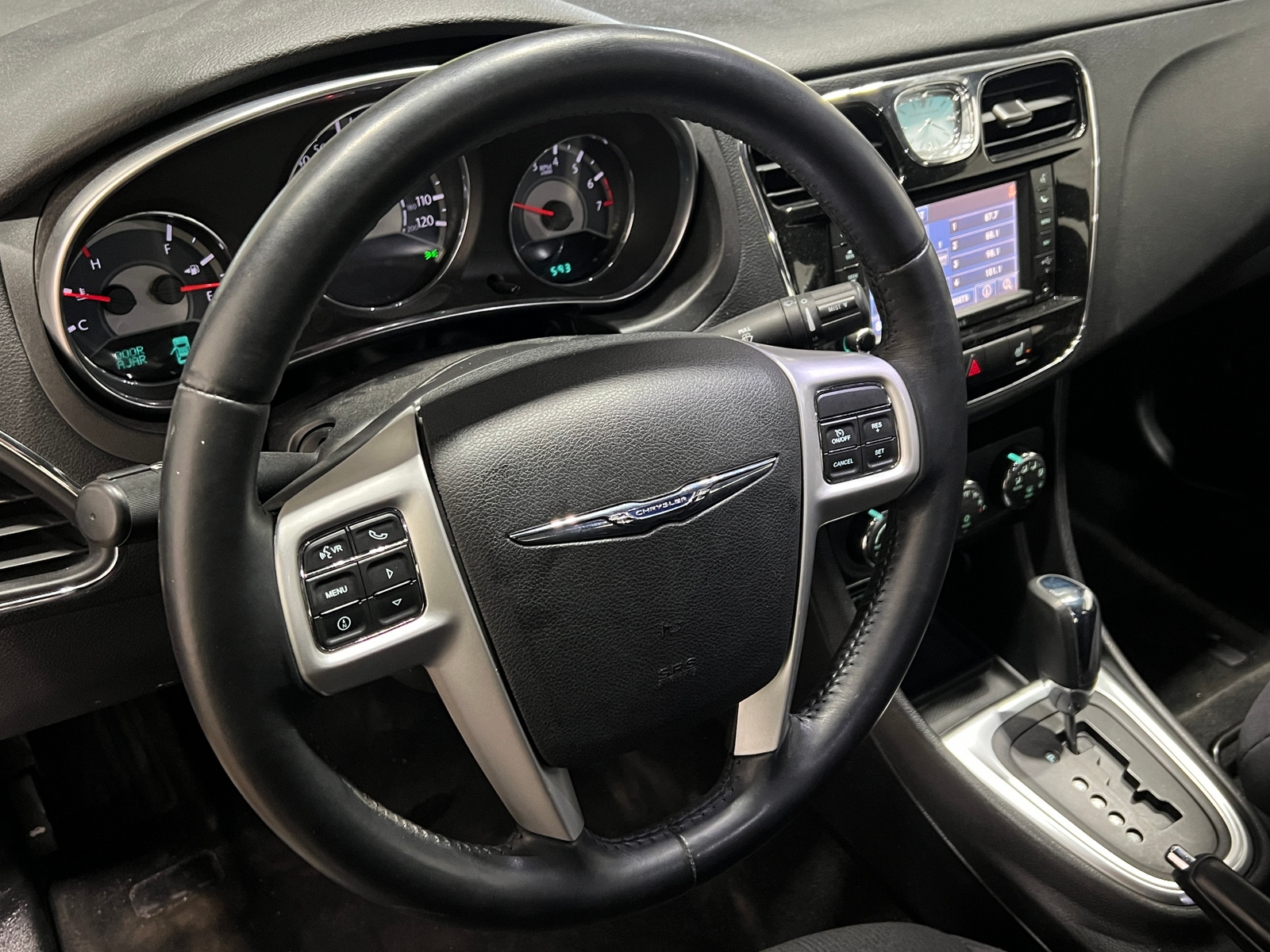 Thumbnail: 2012 Chrysler 200 - 5