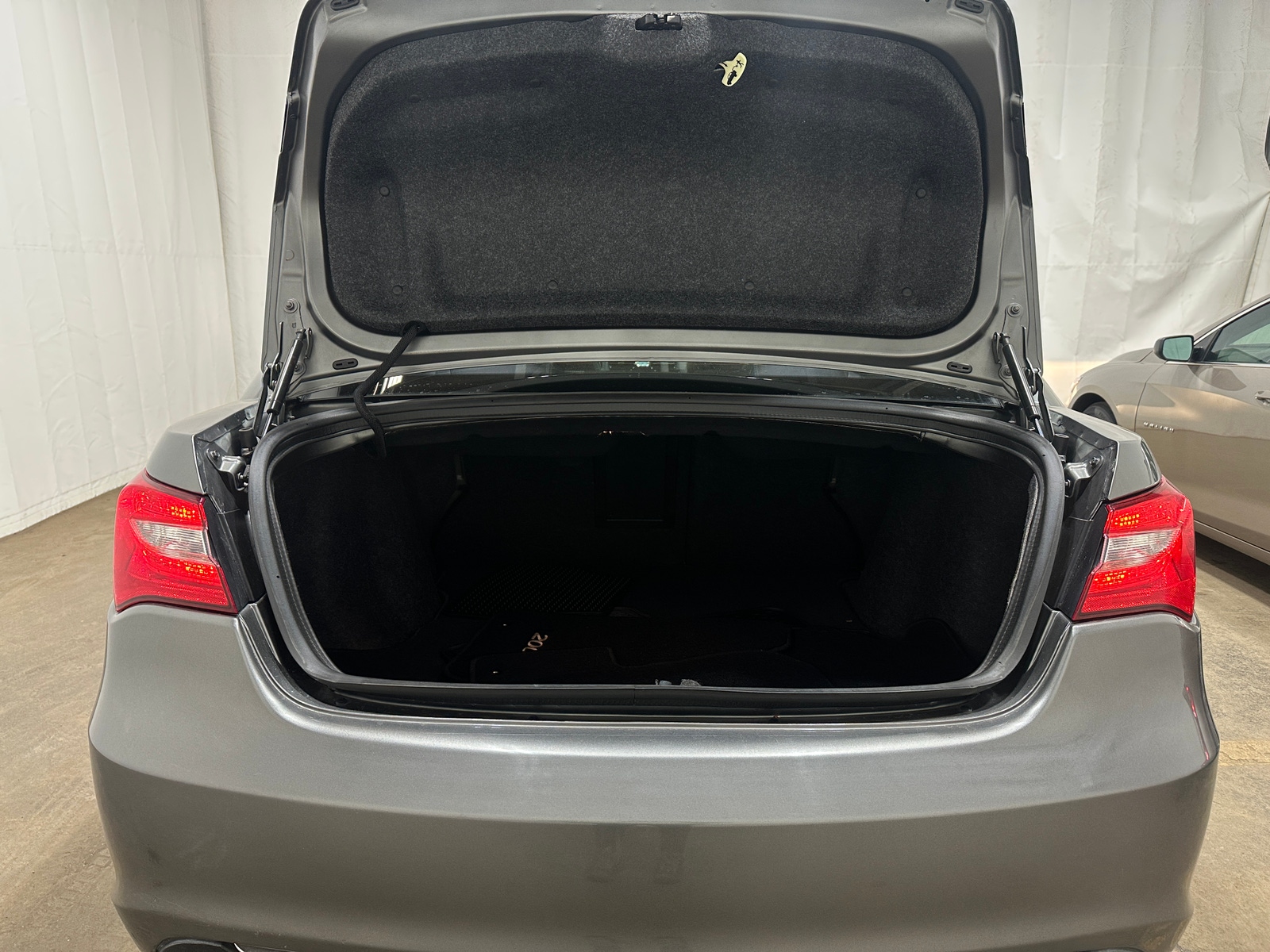 Thumbnail: 2012 Chrysler 200 - 7