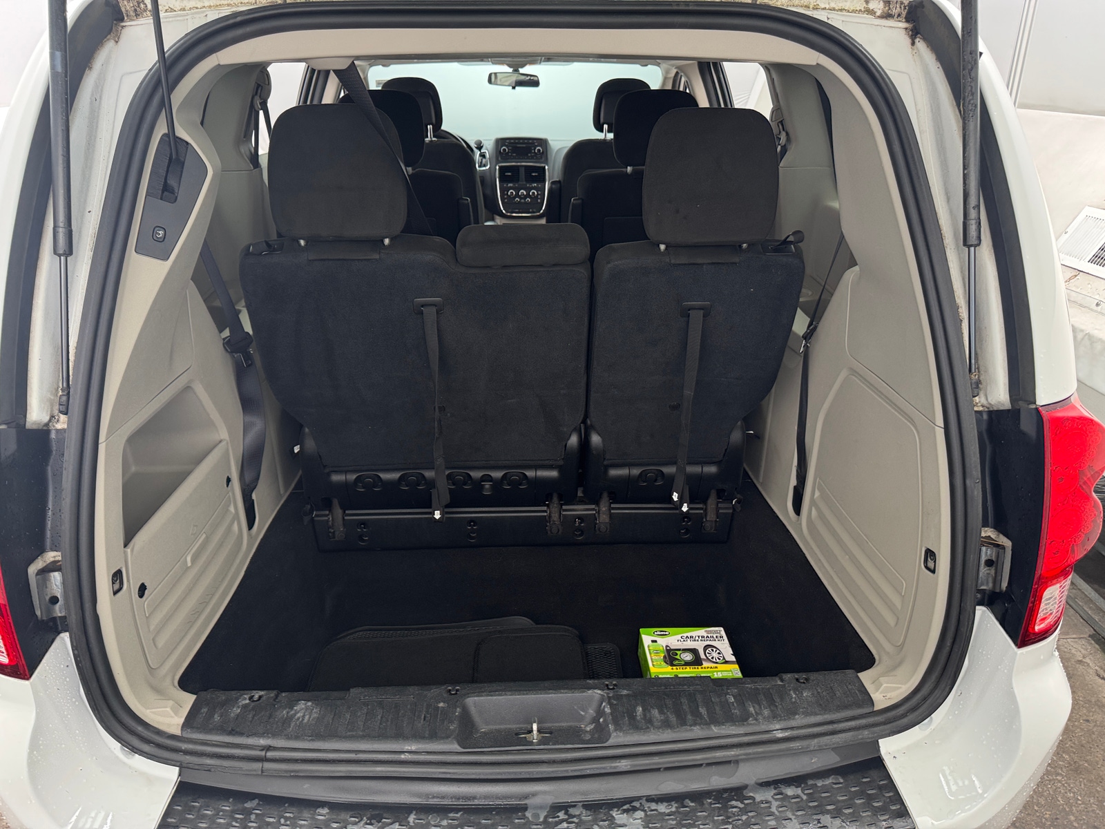 Thumbnail: 2016 Dodge Grand Caravan - 7