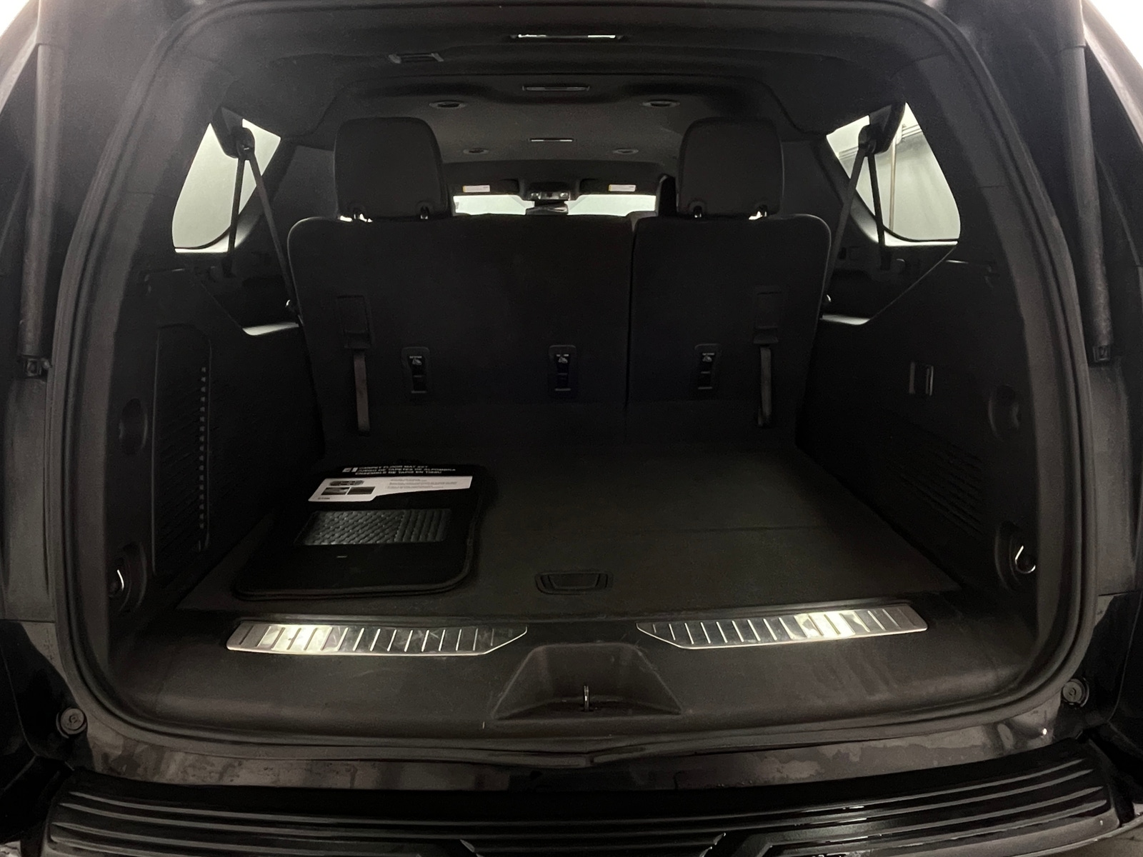 Thumbnail: 2025 Chevrolet Suburban - 6