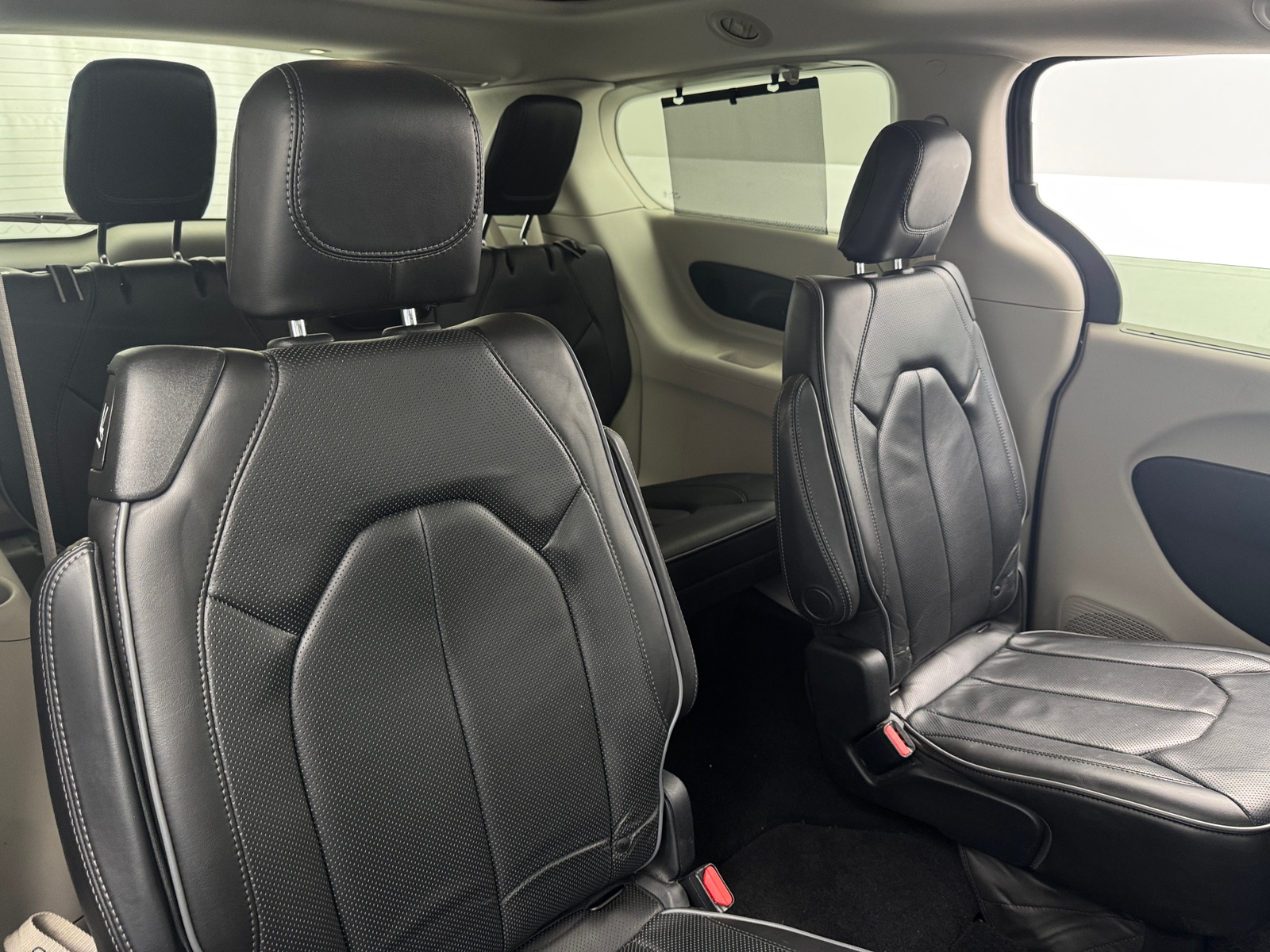 Thumbnail: 2019 Chrysler Pacifica - 5