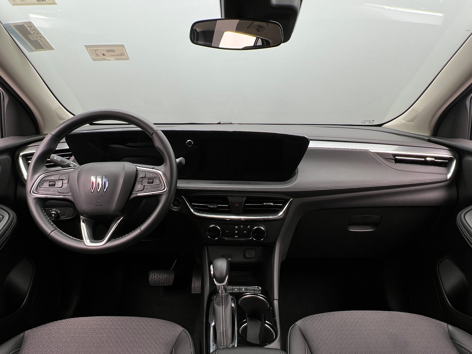 Thumbnail: 2025 Buick Encore GX - 2