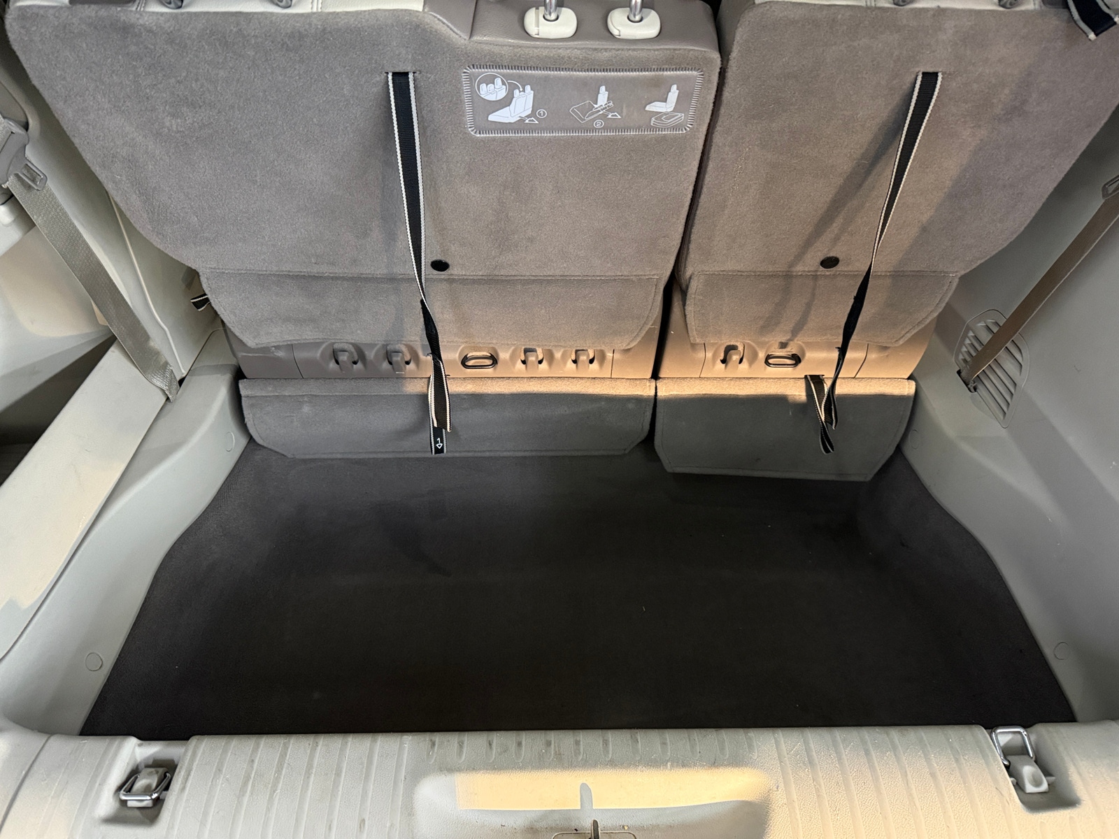 Thumbnail: 2018 Chrysler Pacifica - 6