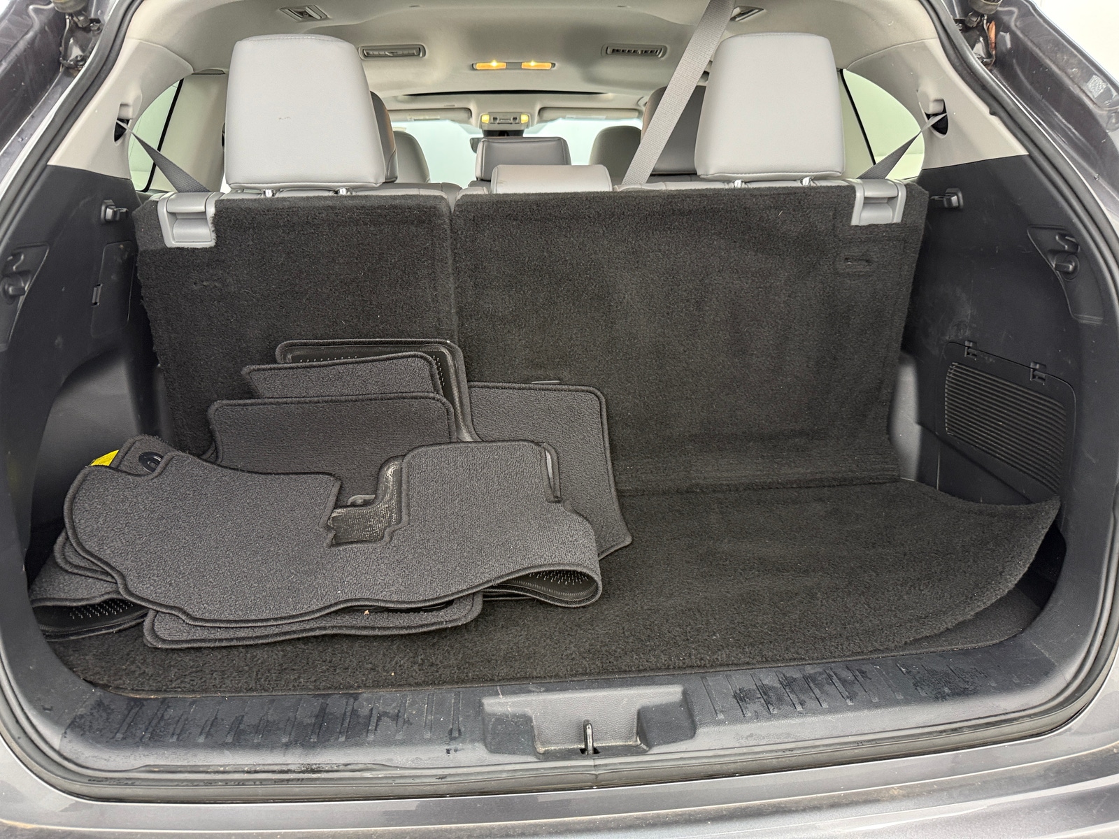 Thumbnail: 2021 Toyota Highlander - 6