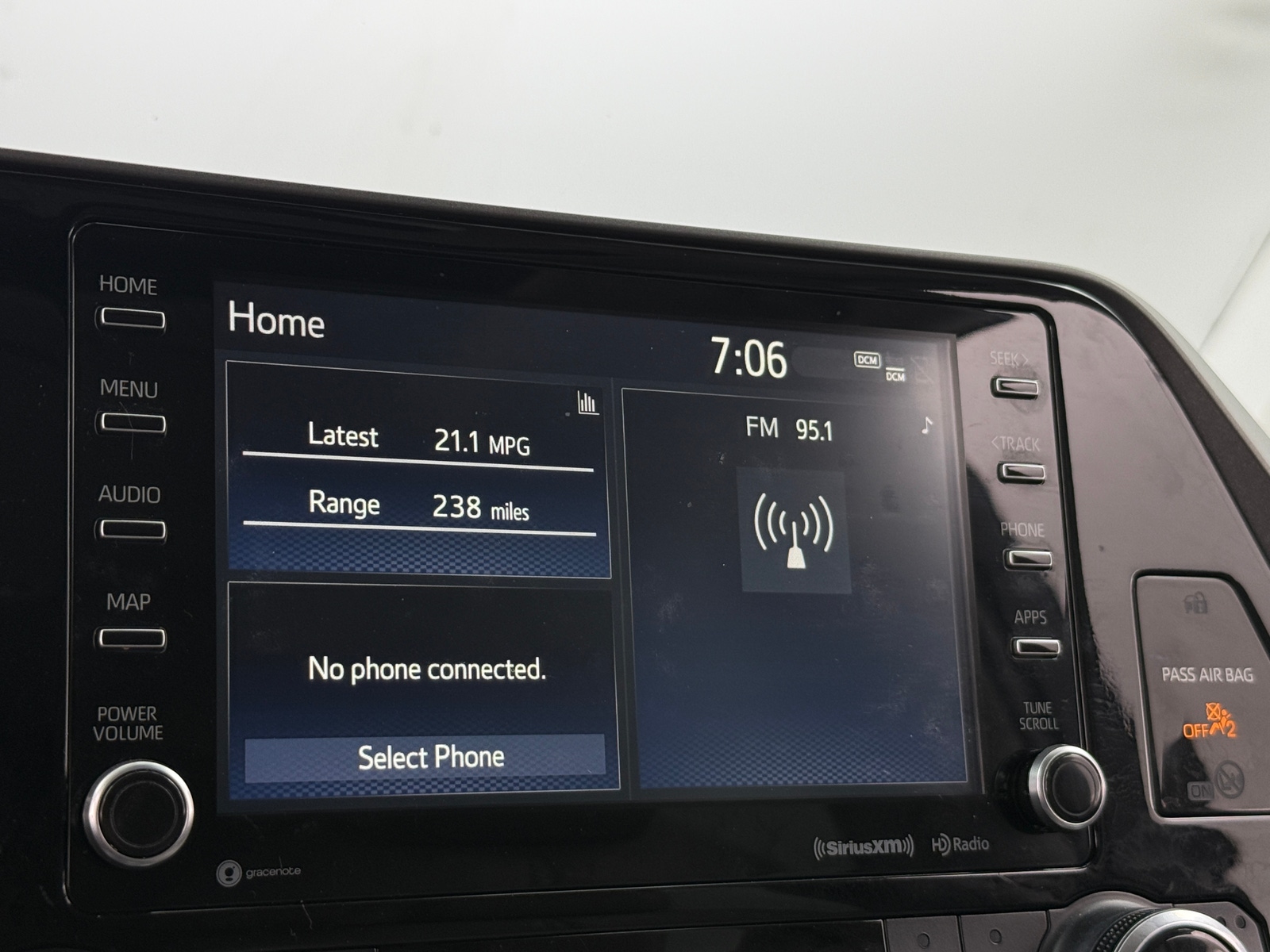 Thumbnail: 2021 Toyota Highlander - 3