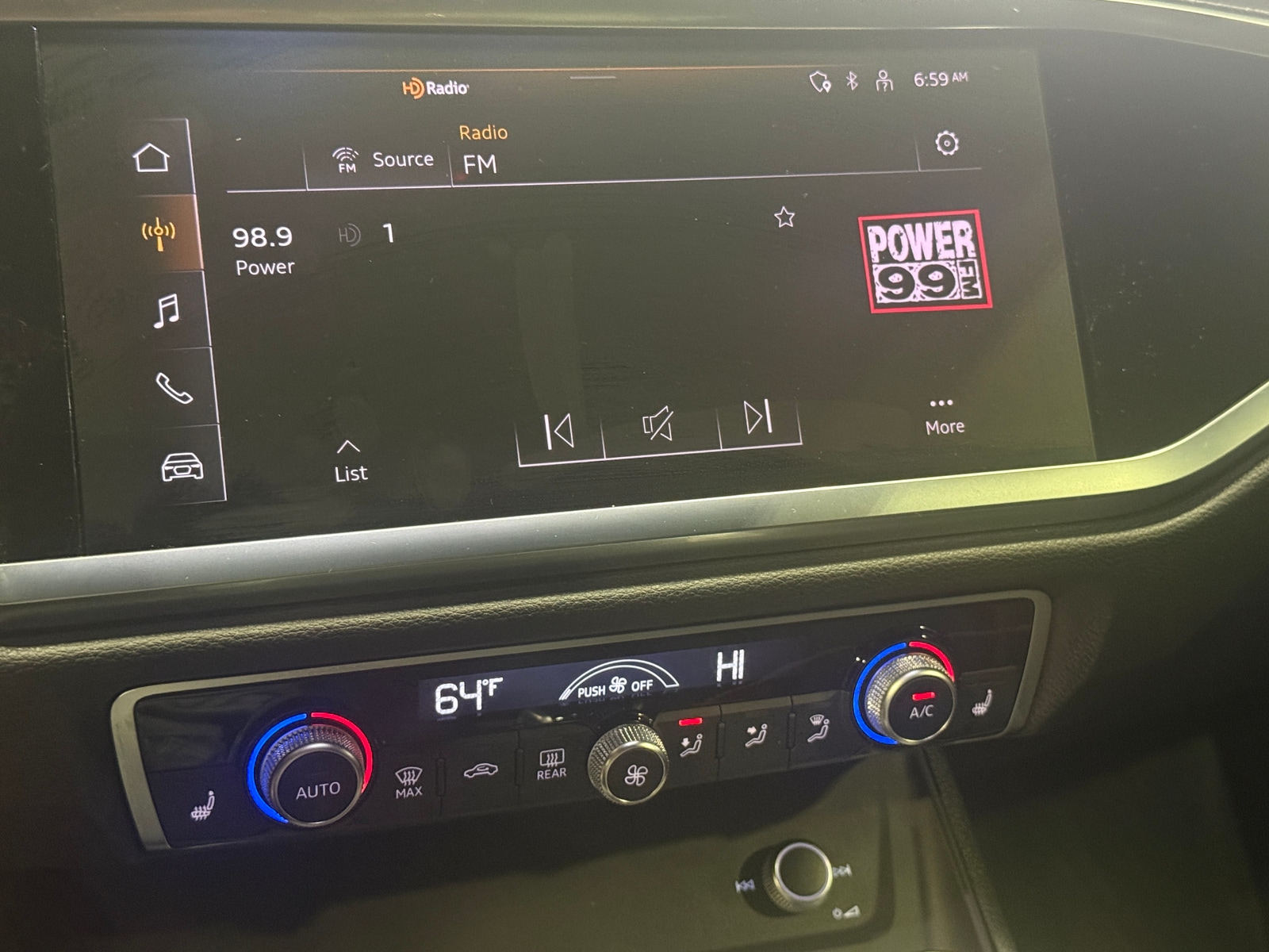 Thumbnail: 2025 Audi Q3 - 3