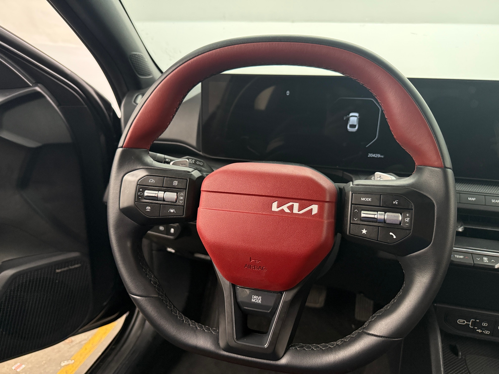 Thumbnail: 2025 Kia K4 - 4