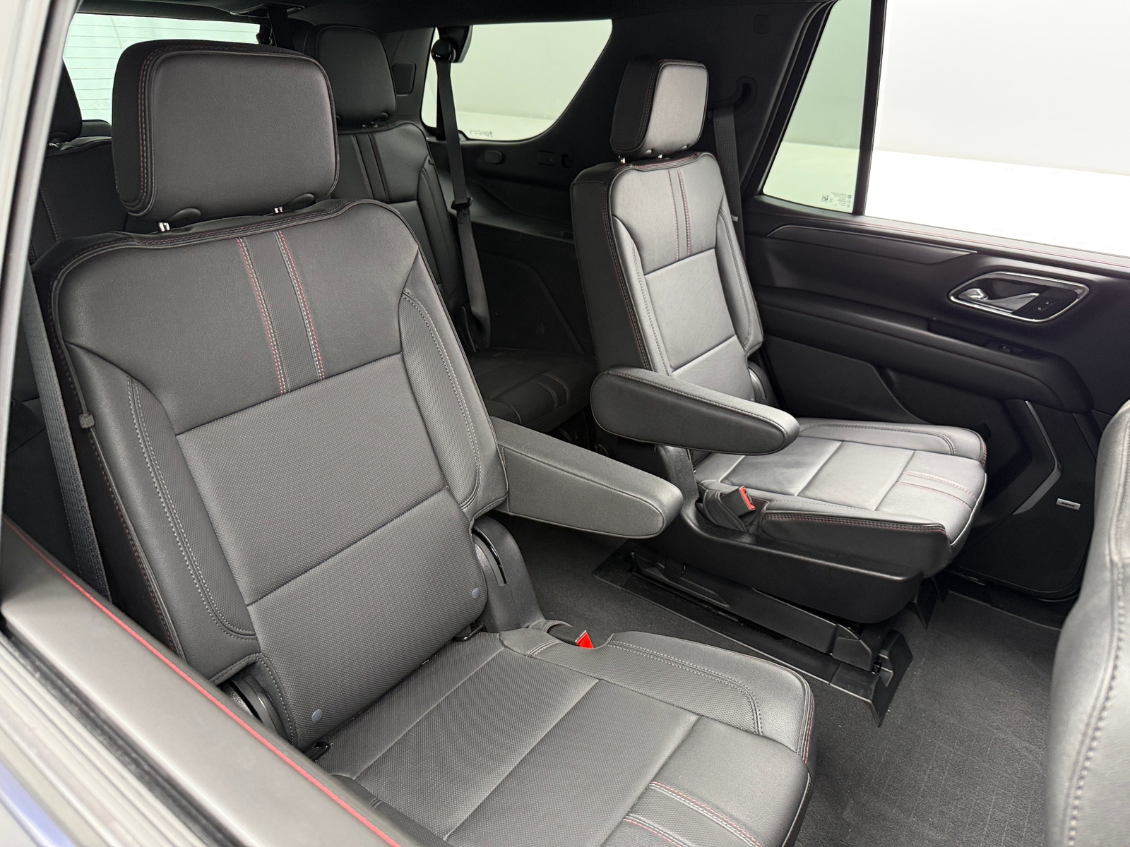 Thumbnail: 2024 Chevrolet Tahoe - 6