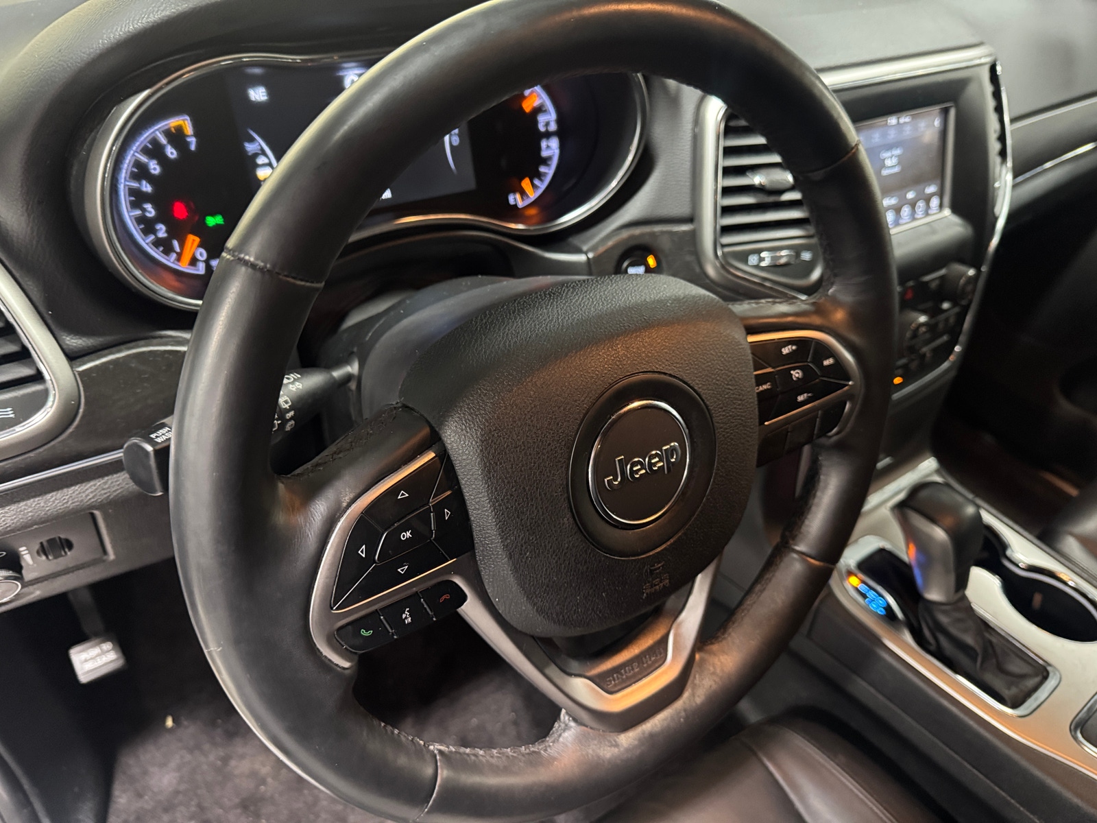 Thumbnail: 2018 Jeep Grand Cherokee - 4