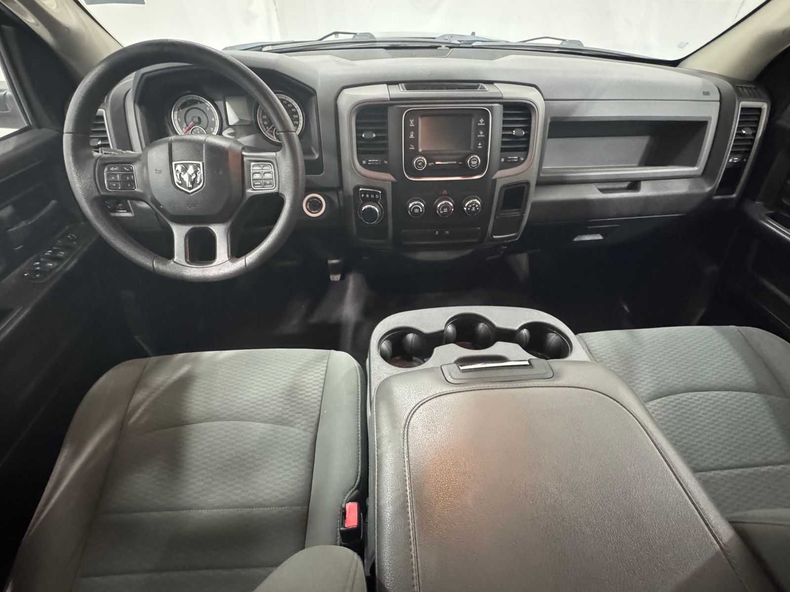 Thumbnail: 2019 RAM 1500 Classic - 3