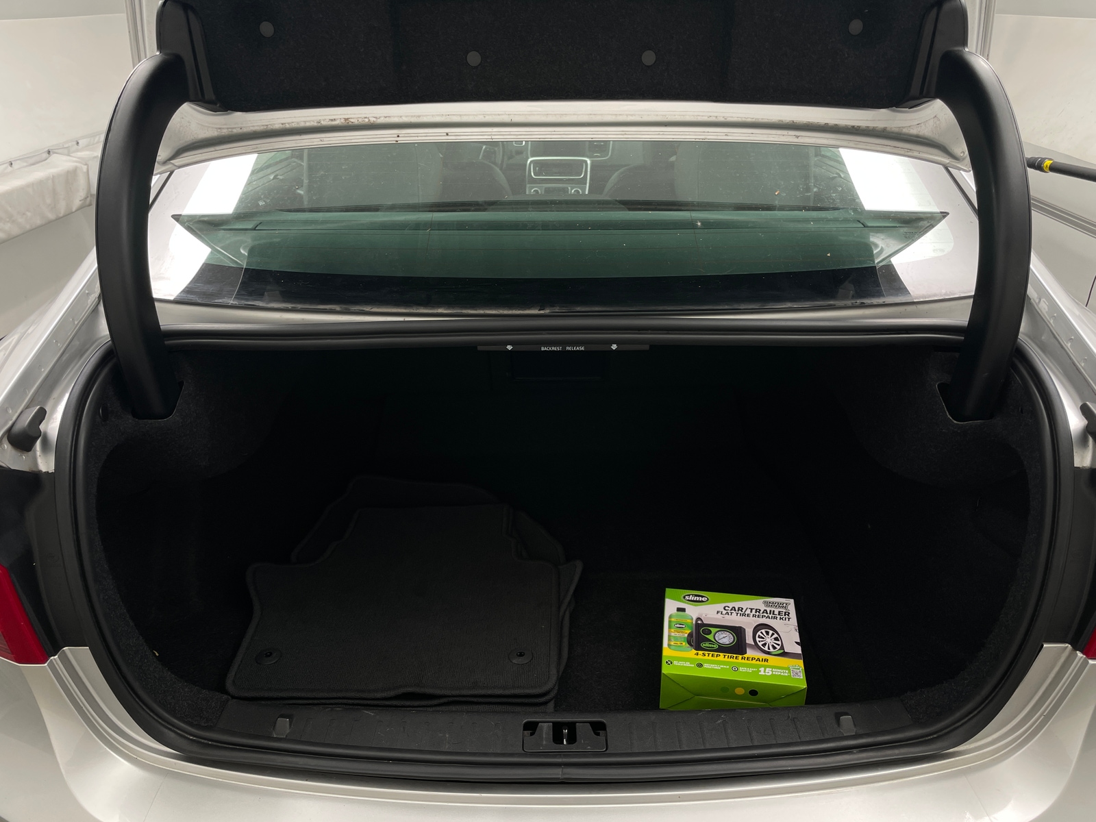 Thumbnail: 2018 Volvo S60 - 6