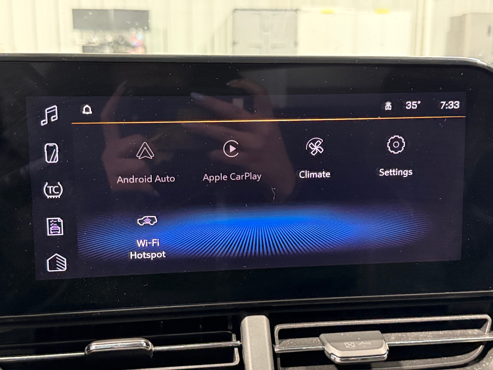 Thumbnail: 2024 Chevrolet Trax - 3