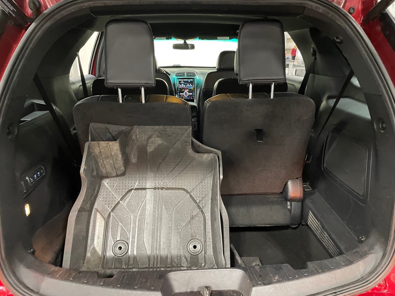 Thumbnail: 2016 Ford Explorer - 6