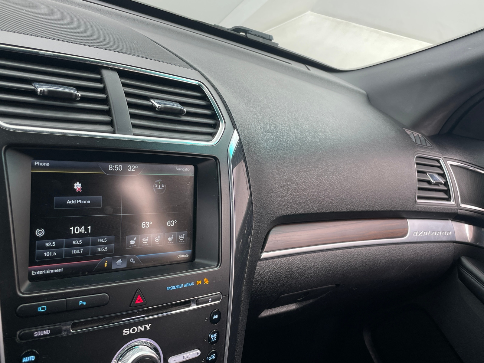 Thumbnail: 2016 Ford Explorer - 3