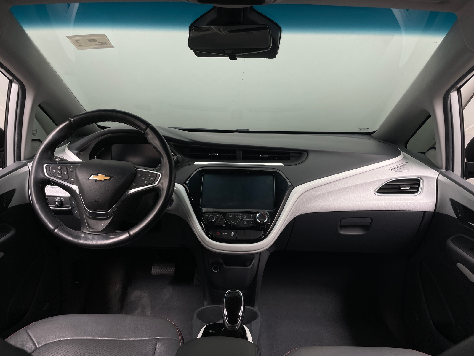 Thumbnail: 2019 Chevrolet Bolt EV - 2
