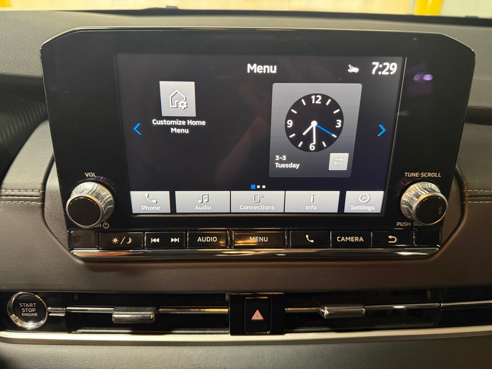 Thumbnail: 2024 Mitsubishi Outlander - 4