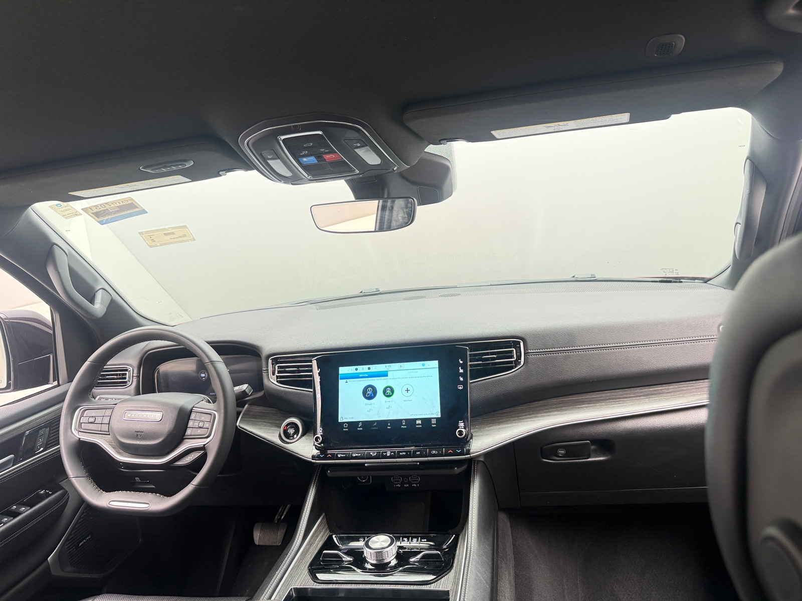 Thumbnail: 2024 Jeep Wagoneer - 2