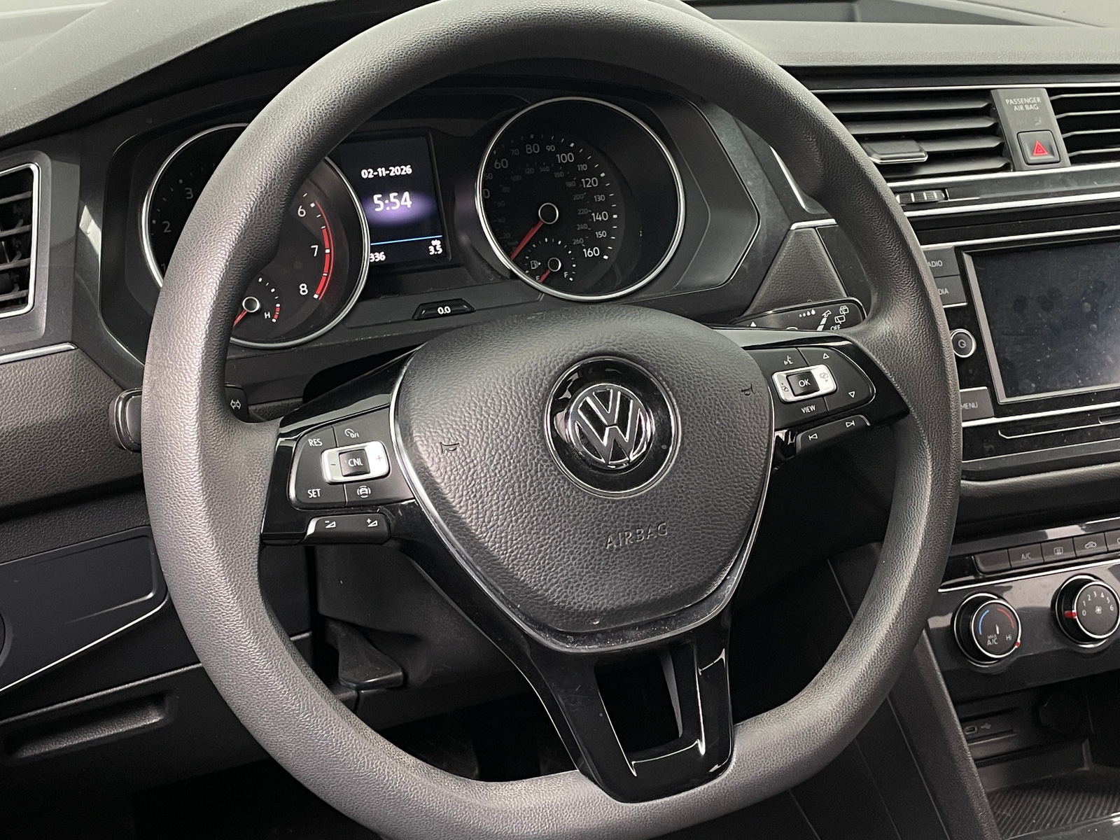 Thumbnail: 2021 Volkswagen Tiguan - 5