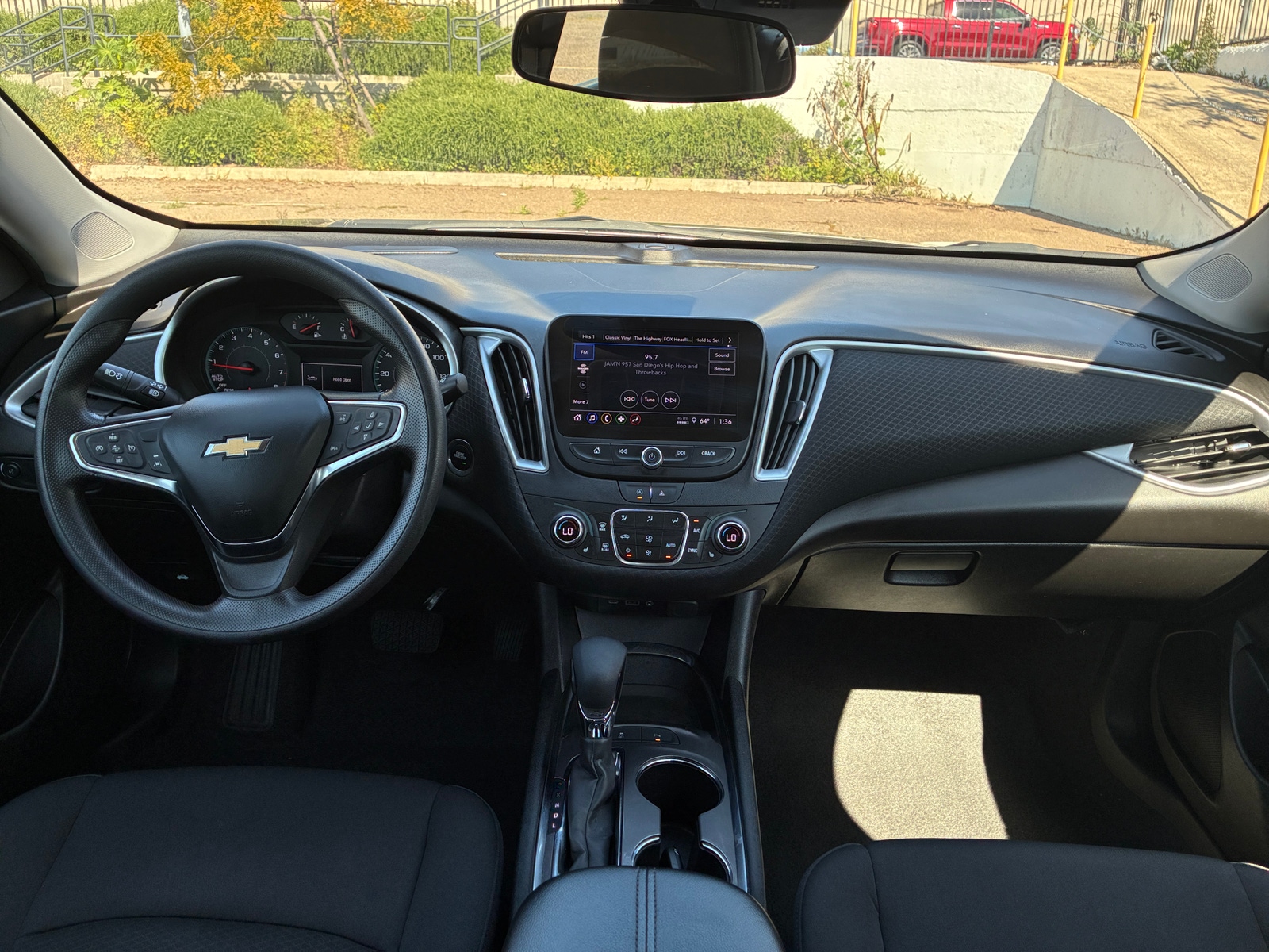 Thumbnail: 2024 Chevrolet Malibu - 3