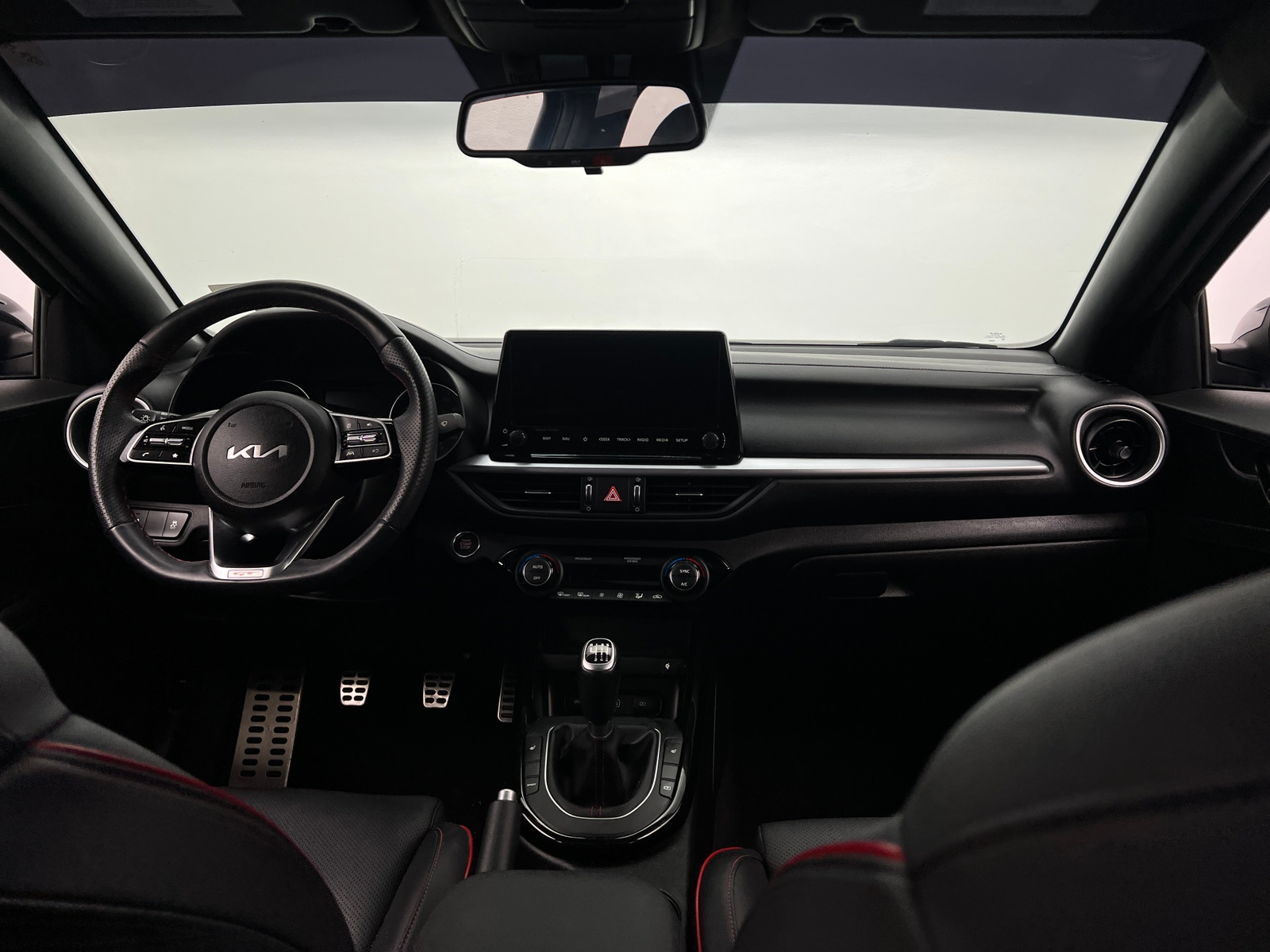 Thumbnail: 2023 Kia Forte - 2