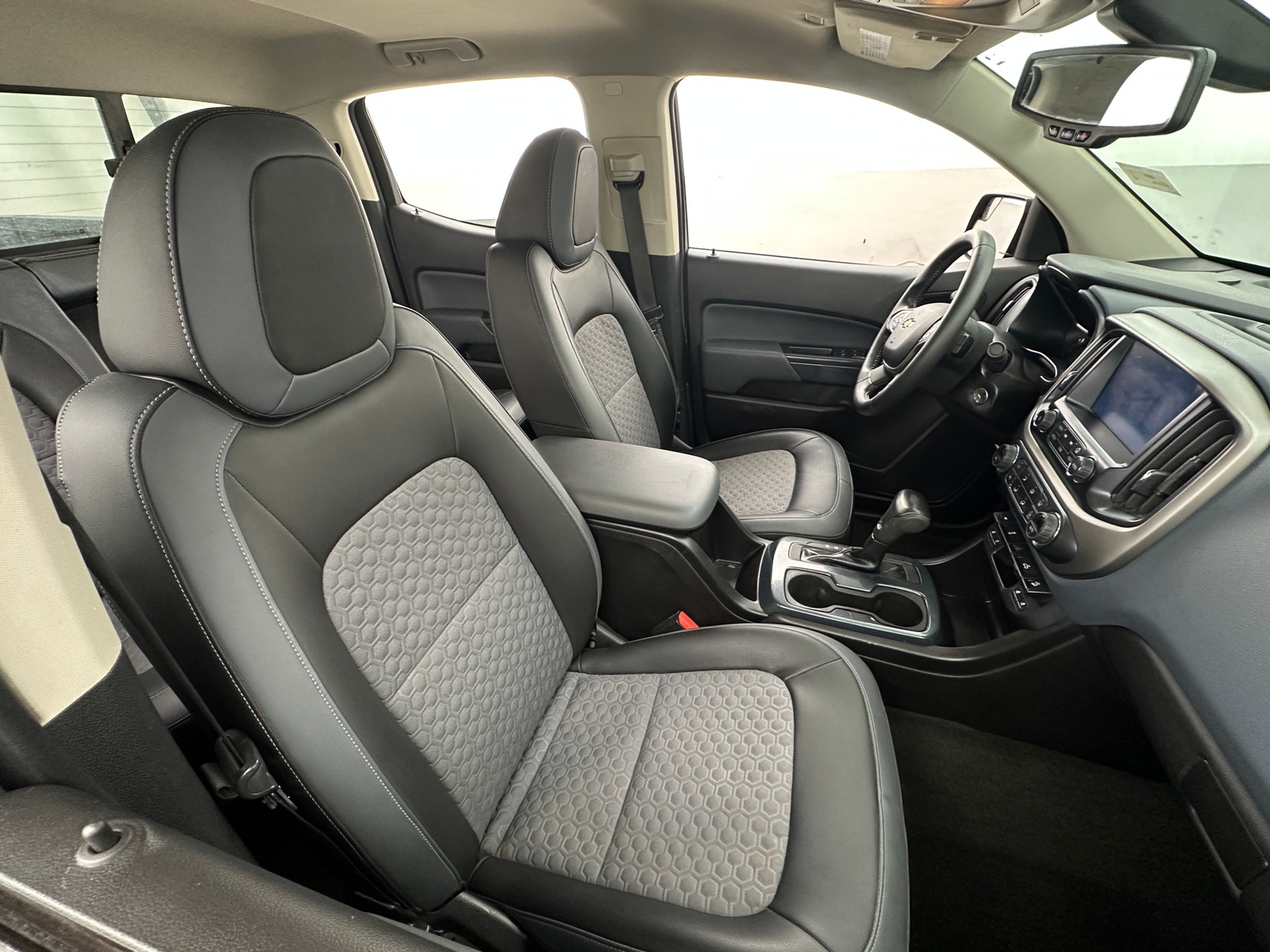 Thumbnail: 2016 Chevrolet Colorado - 2