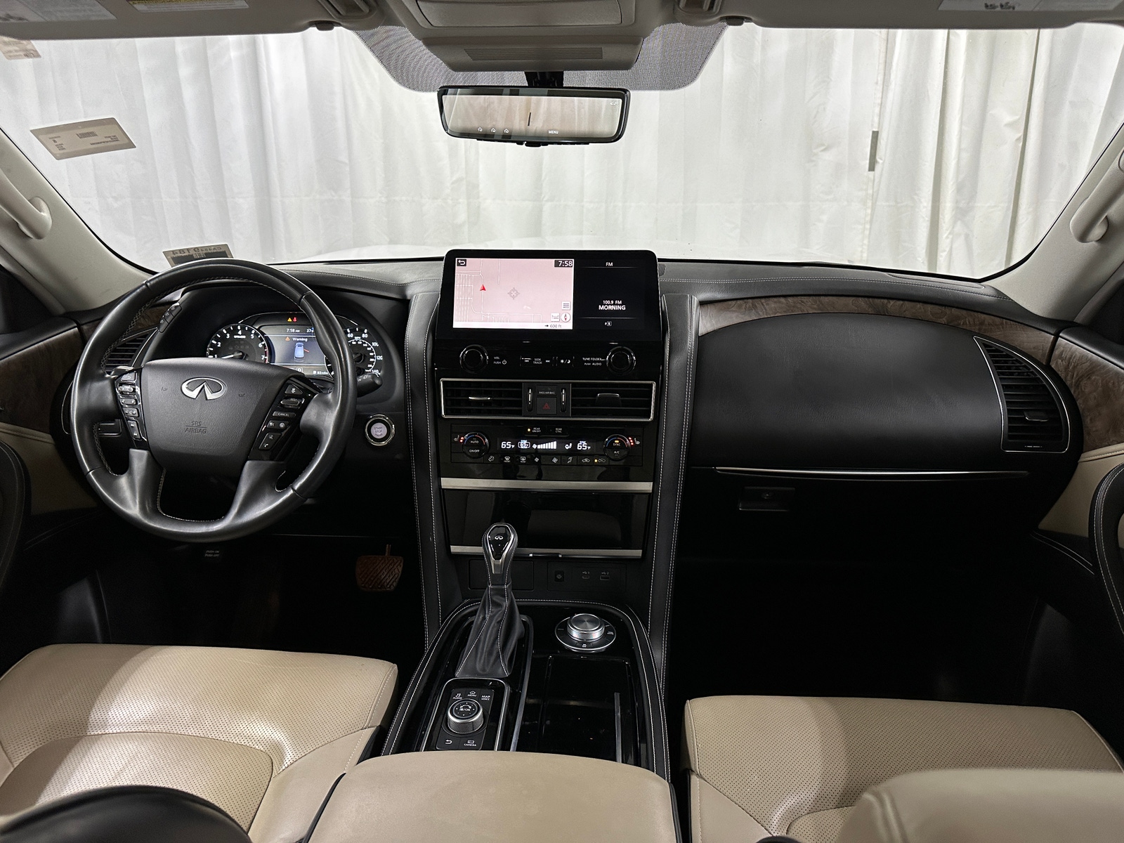 Thumbnail: 2023 INFINITI QX80 - 2