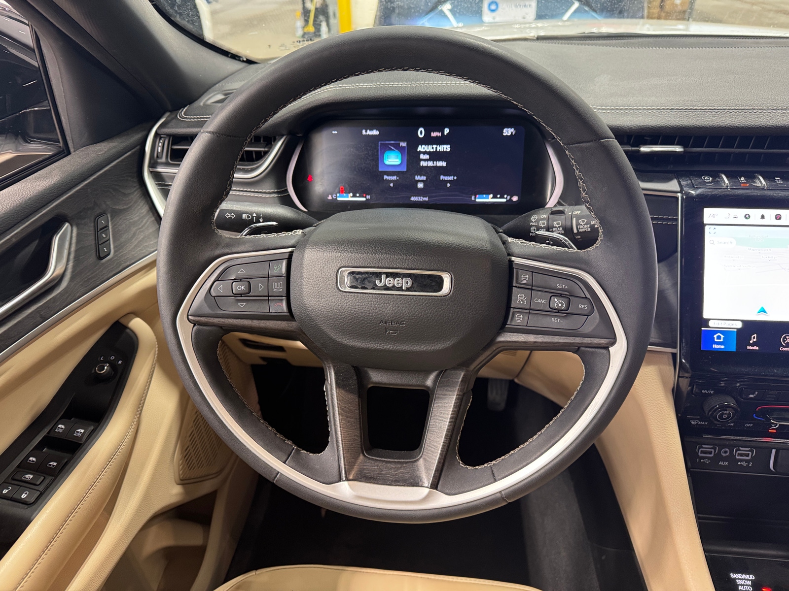 Thumbnail: 2023 Jeep Grand Cherokee - 4